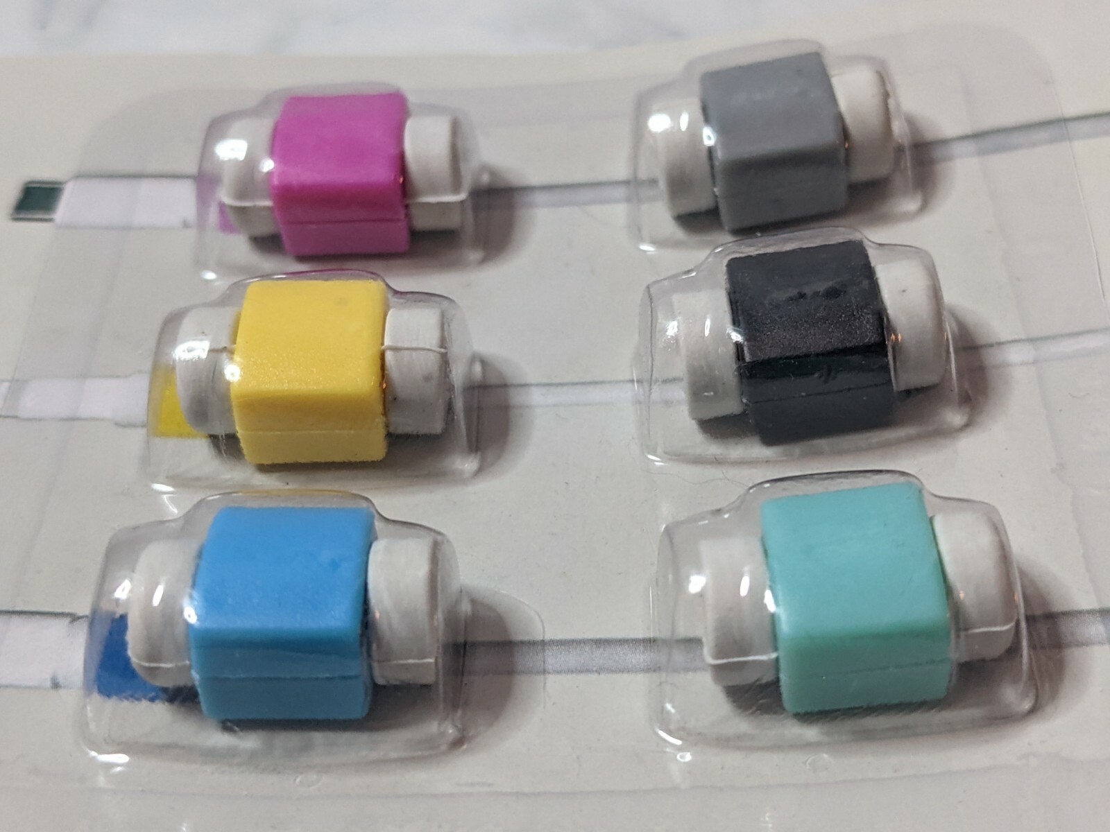 6 Count Multicolor Cable Clips Covers Sensitive Area of Cables Protects Wire