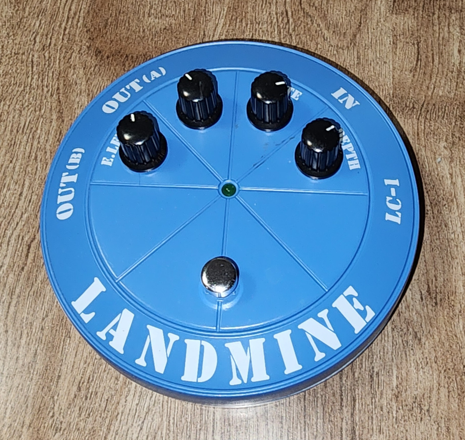 Landmine LC-1 Chorus Guitar Effects Pedal
