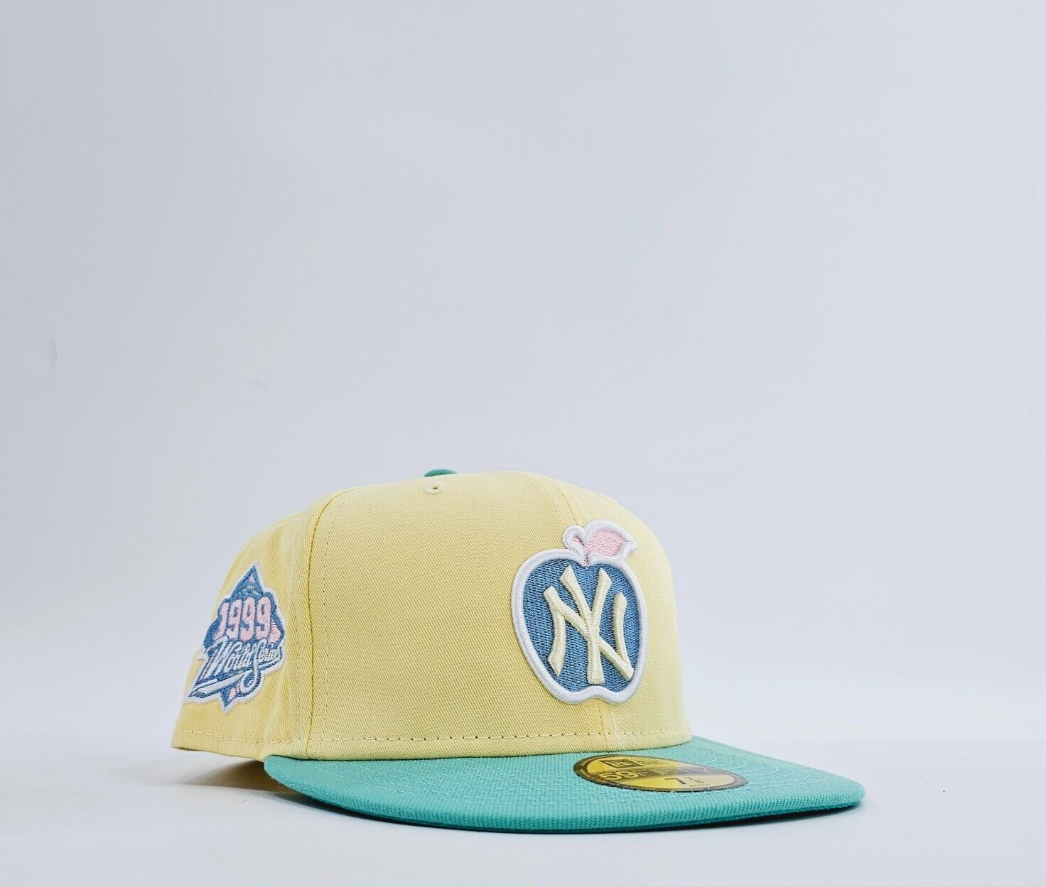 New Era New York Yankees Big Apple 1999 WS Patch 59FIFTY Fitted Hat 7 7/8