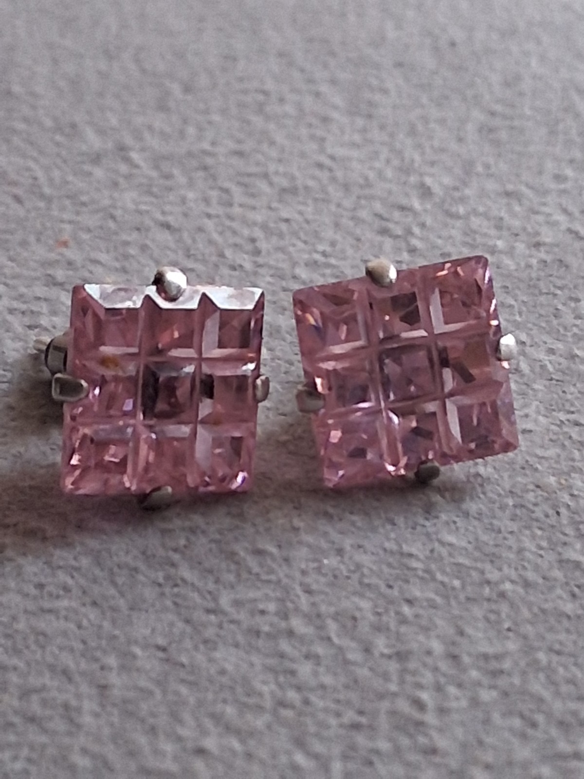 Sterling silver invisible cut pink stone grid pattern stud earrings, prong set