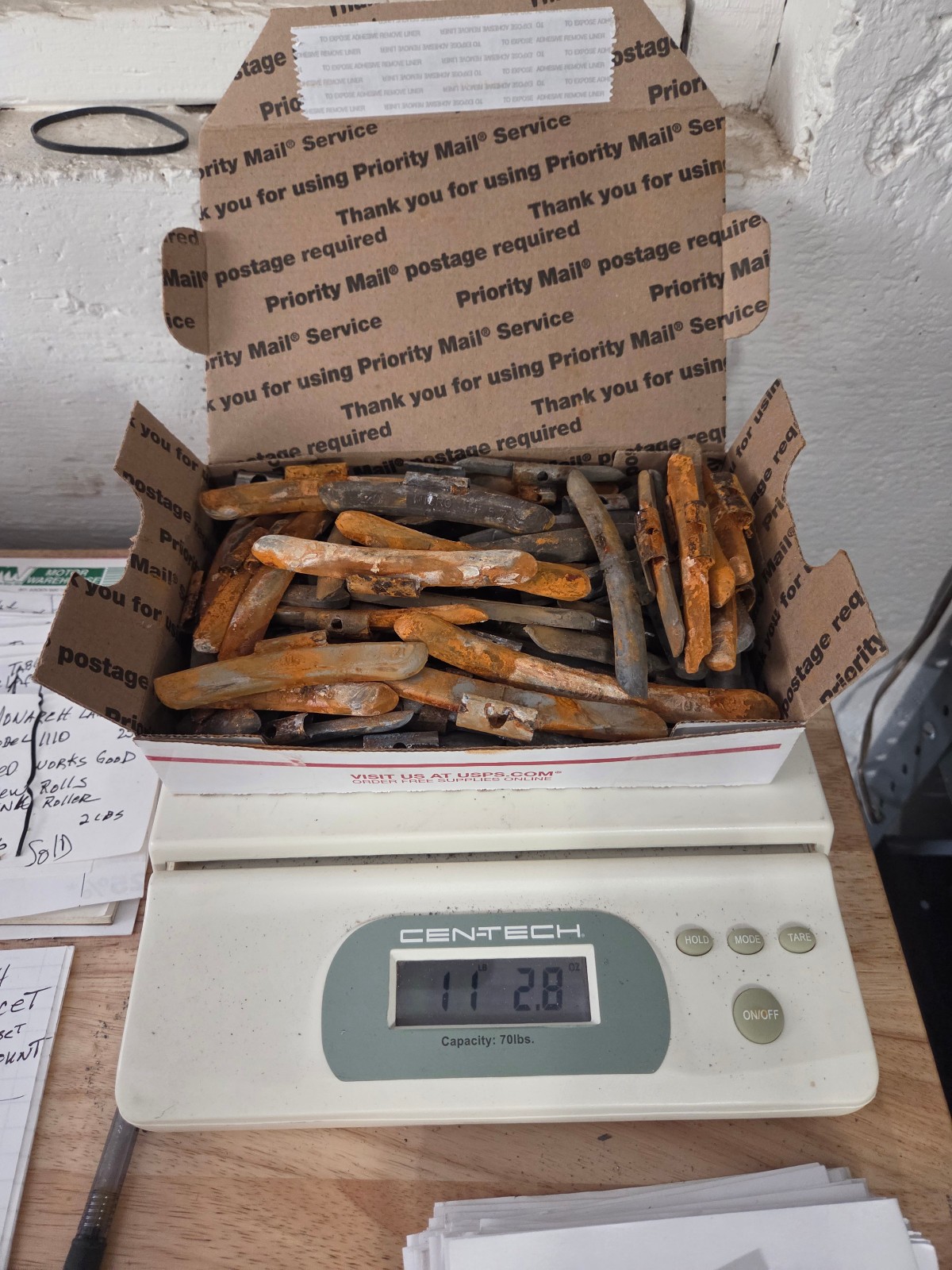 USED - Clip on Lead Wheel Weights - 11 LBS Box