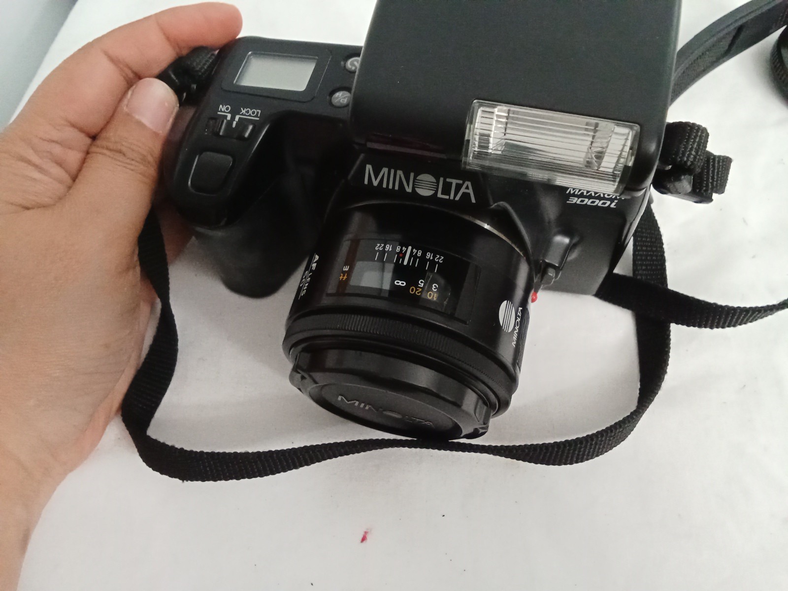 Minolta Maxxum 3000i 35mm Camera With Flash Untested