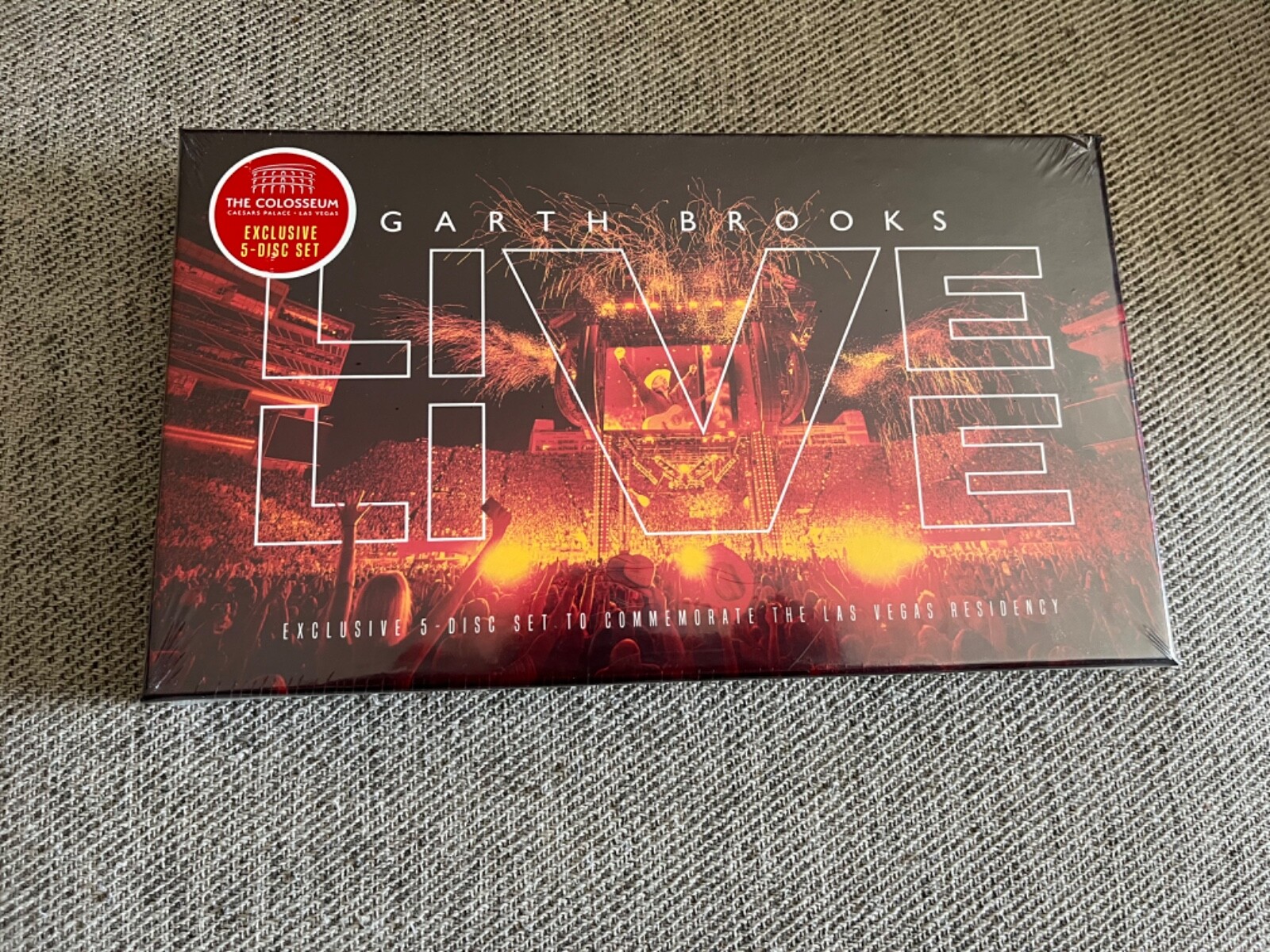 Garth Brooks LIVE at The Colosseum Exclusive