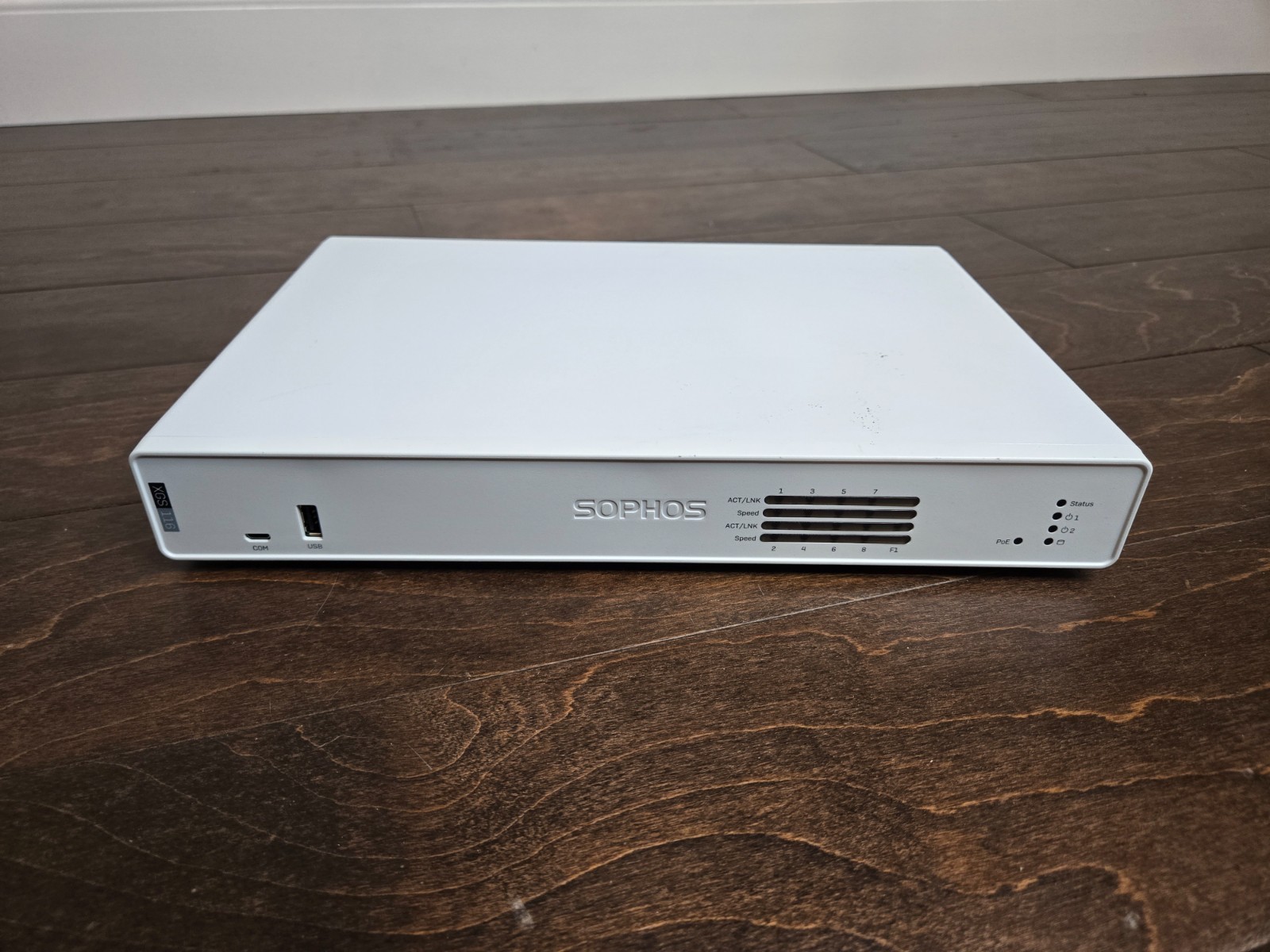 RT 2022 Sophos XGS 116W Security Firewall Appliance NO AC Adapter