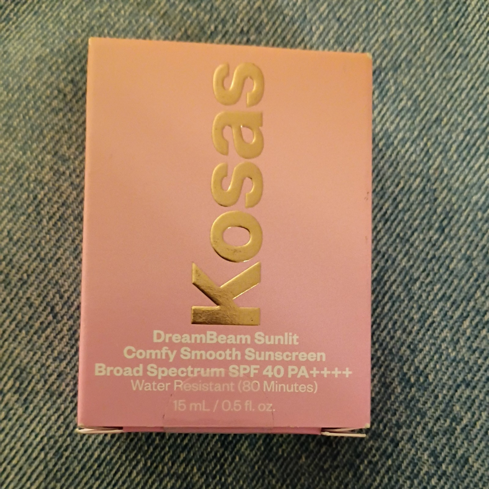 Kosas DreamBeam Comfy Smooth Sunscreen SPF 40 size 15ml
