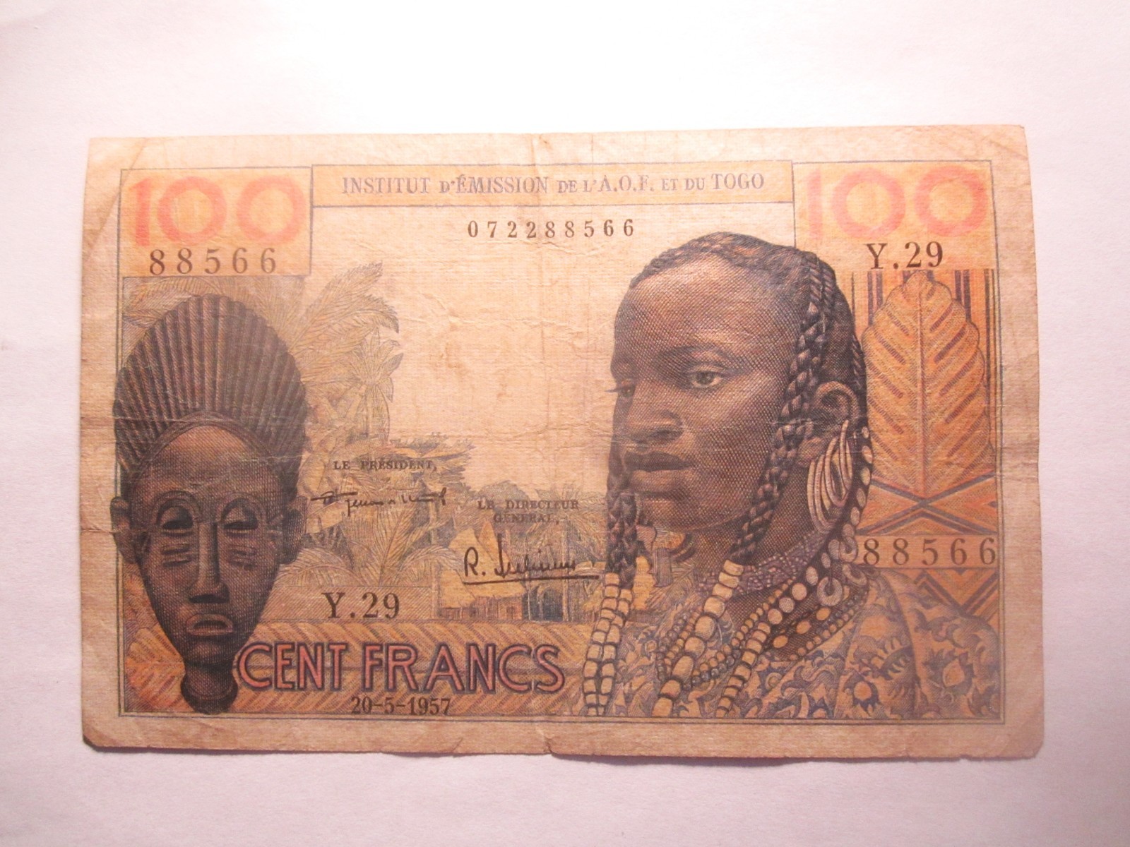 1957 FRENCH WEST AFRICA A.O.F. ET DU TOGO 100 FRANCS
