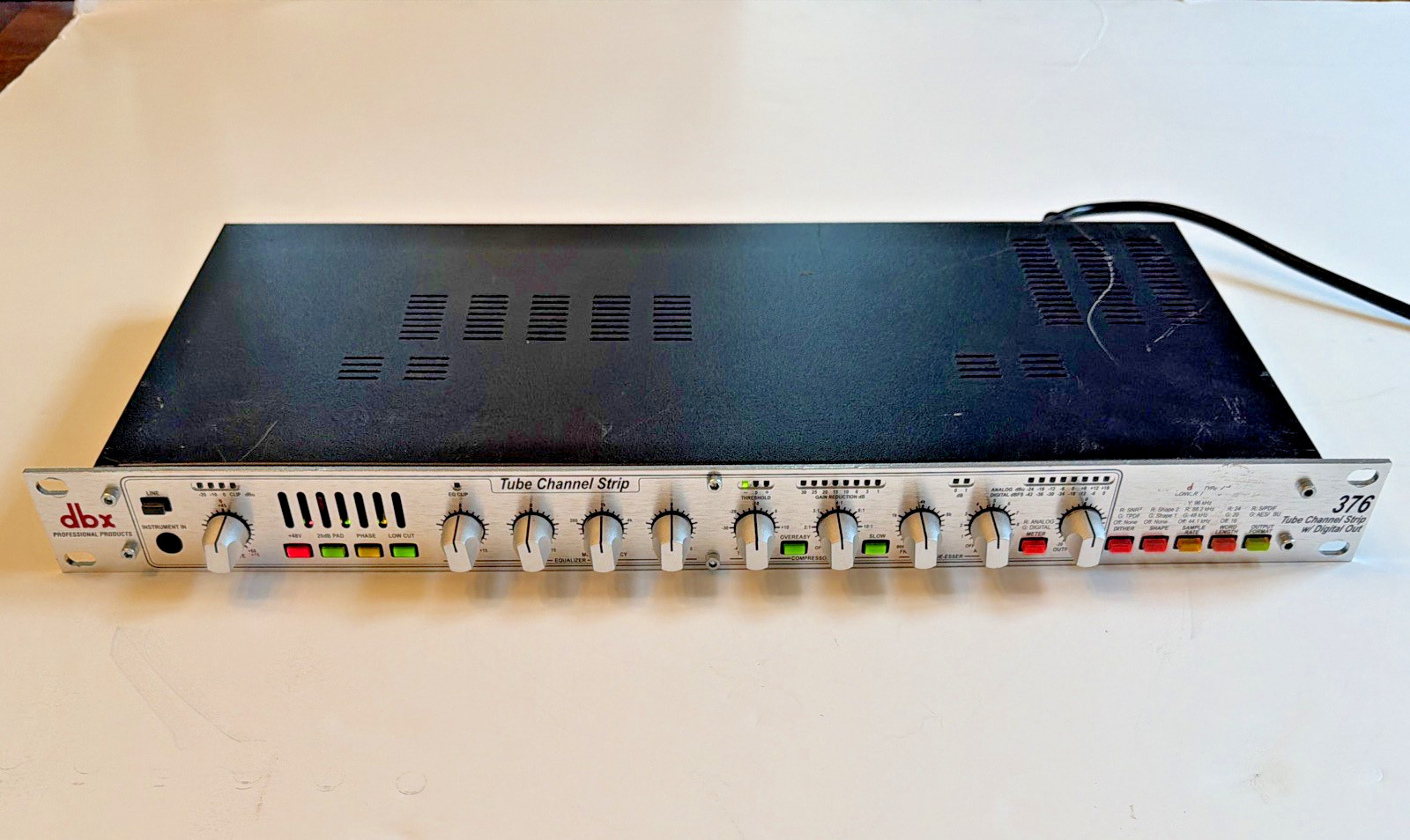 dbx 376 Tube Channel Strip w/ Digital Out - used and in great working condition!