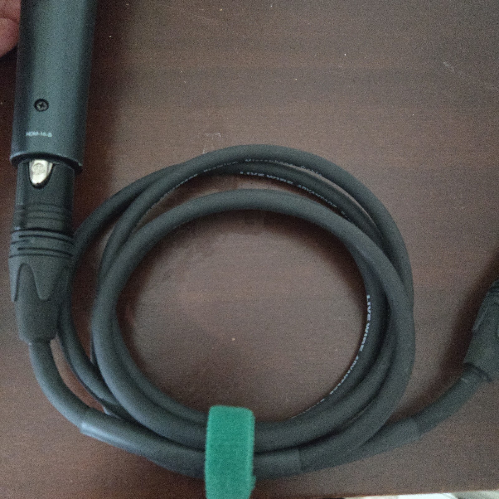 Polsen HDM-16-S Handheld Dynamic Performance Microphone w Live Wire Prem Cord