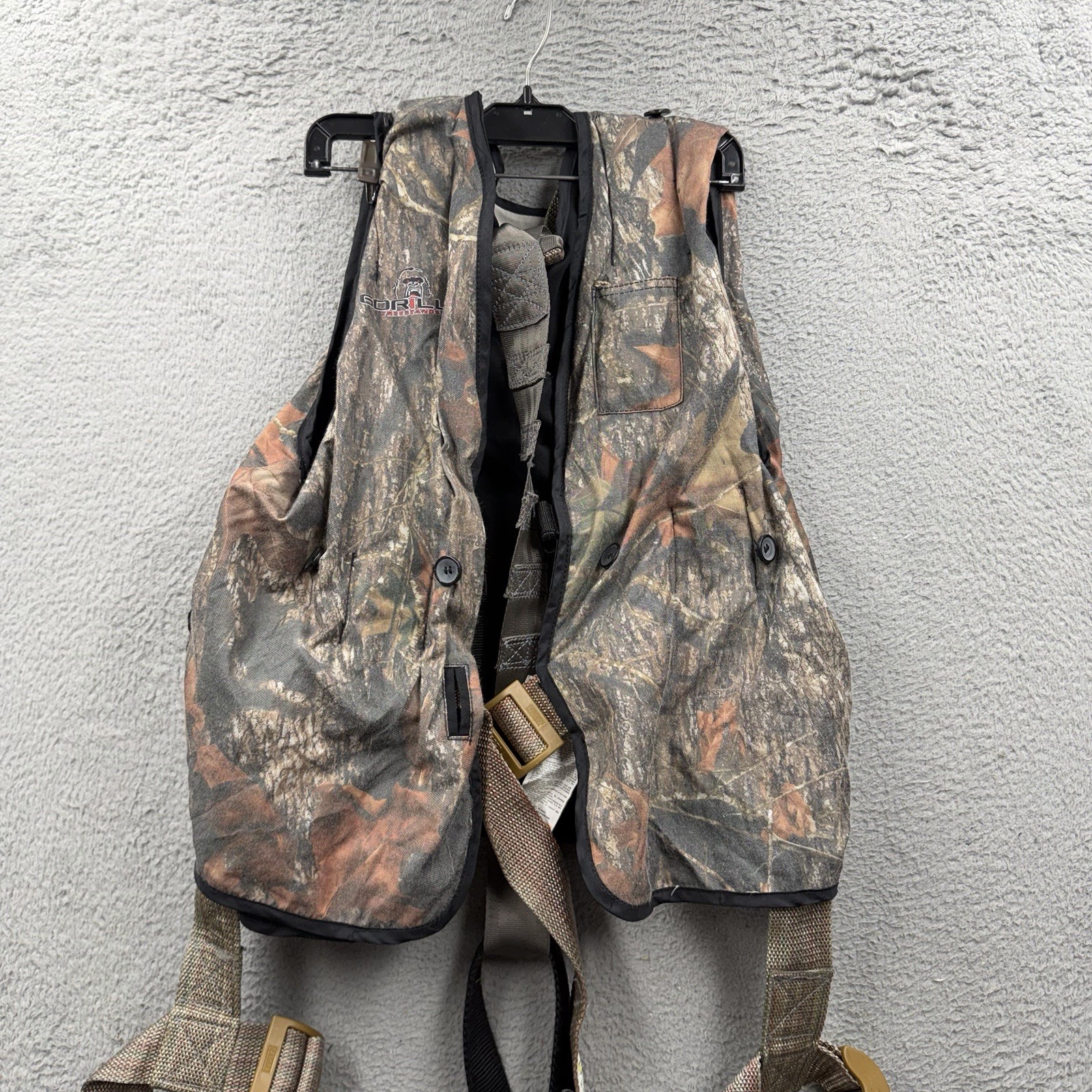 Hunter Safety System Tree Stand Harness Men L/XL Hunting Vest Realtree Camo
