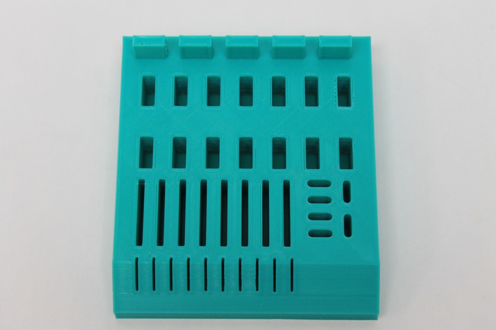 New 3D Printed Meta Green USB, USB-C, SD, MicroSD Holder