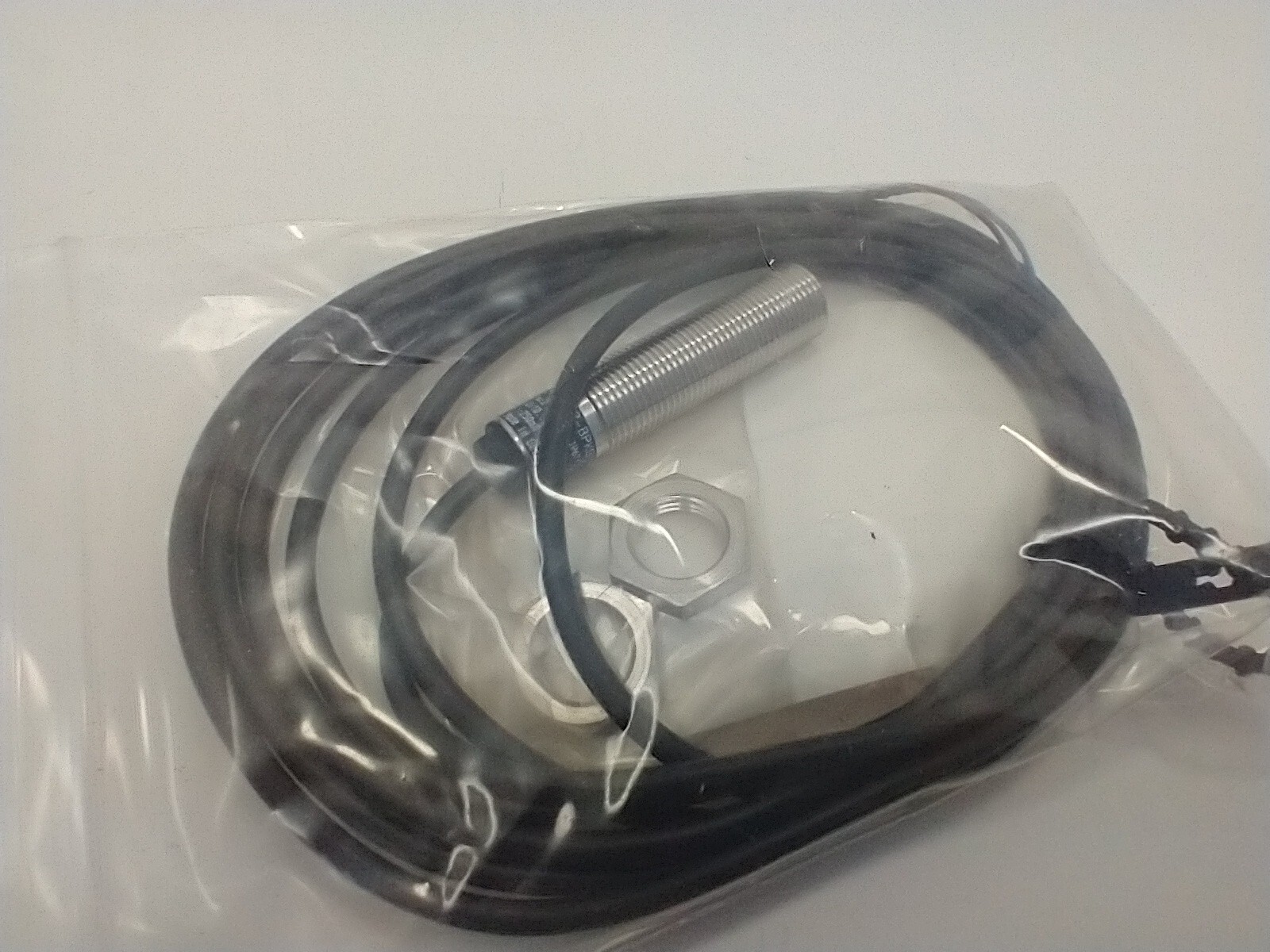 IFM EFECTOR IFK3002-BPKG PROXIMITY SWITCH IFK3002BPKG. IF5959. NEW
