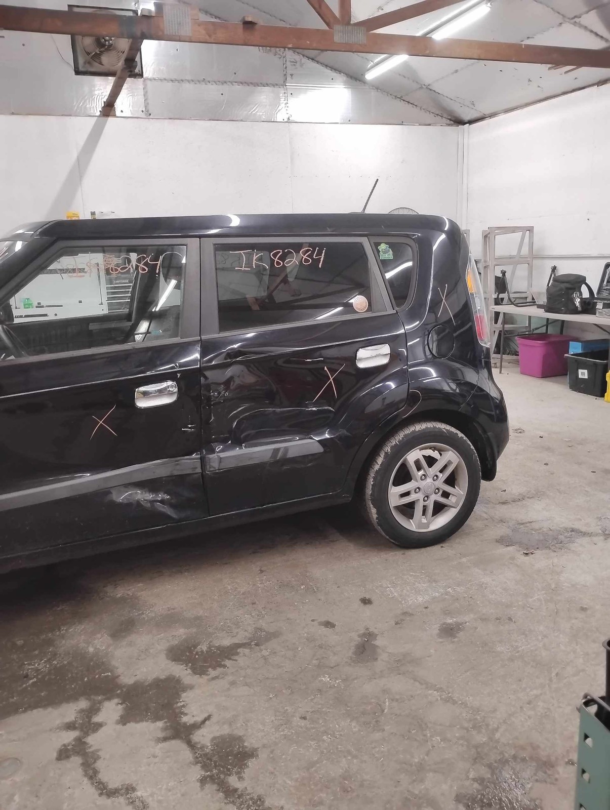 Spindle Knuckle Front KIA SOUL Left 10 11