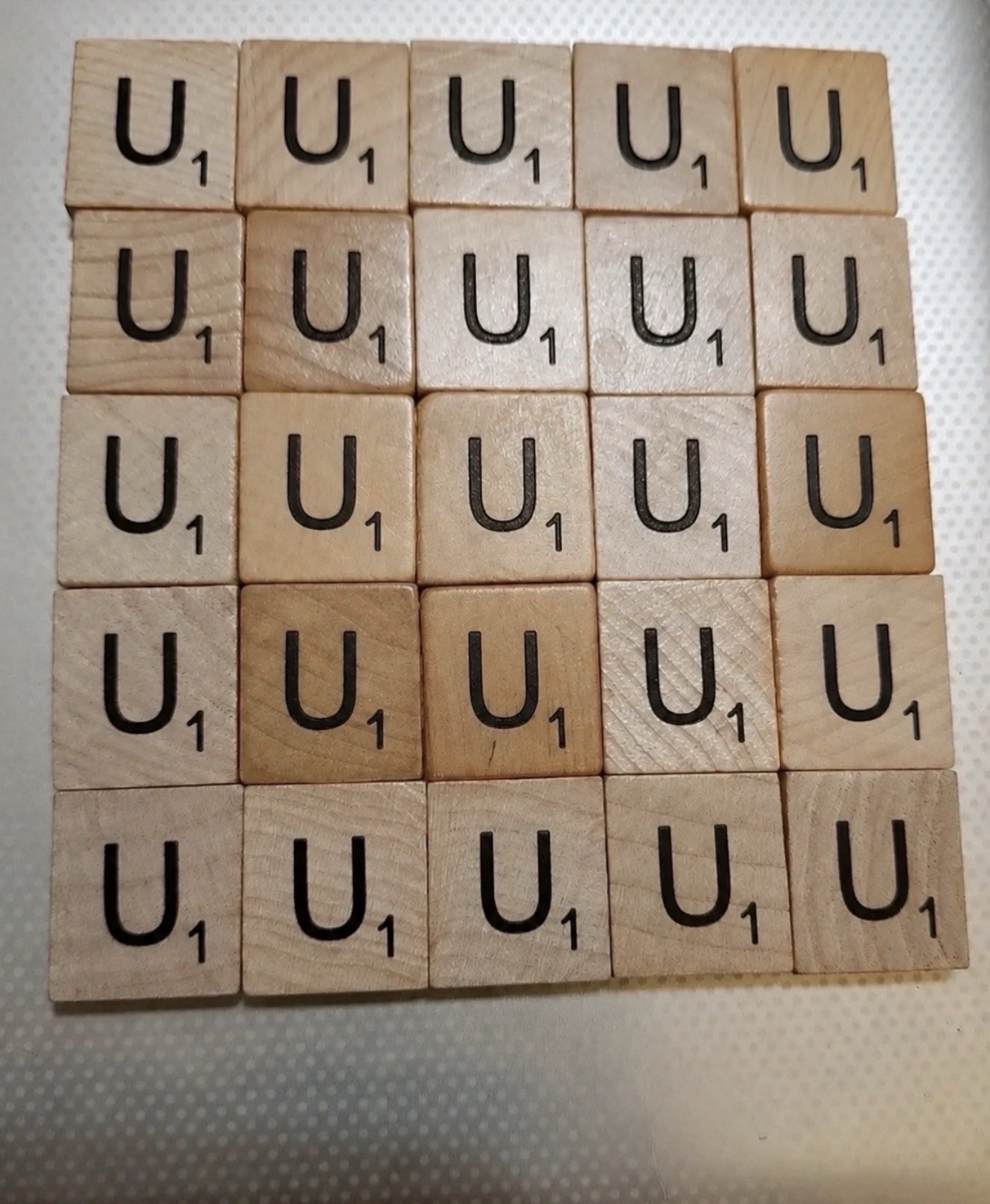 Lot of 25 Scrabble Tiles Letter 'U’