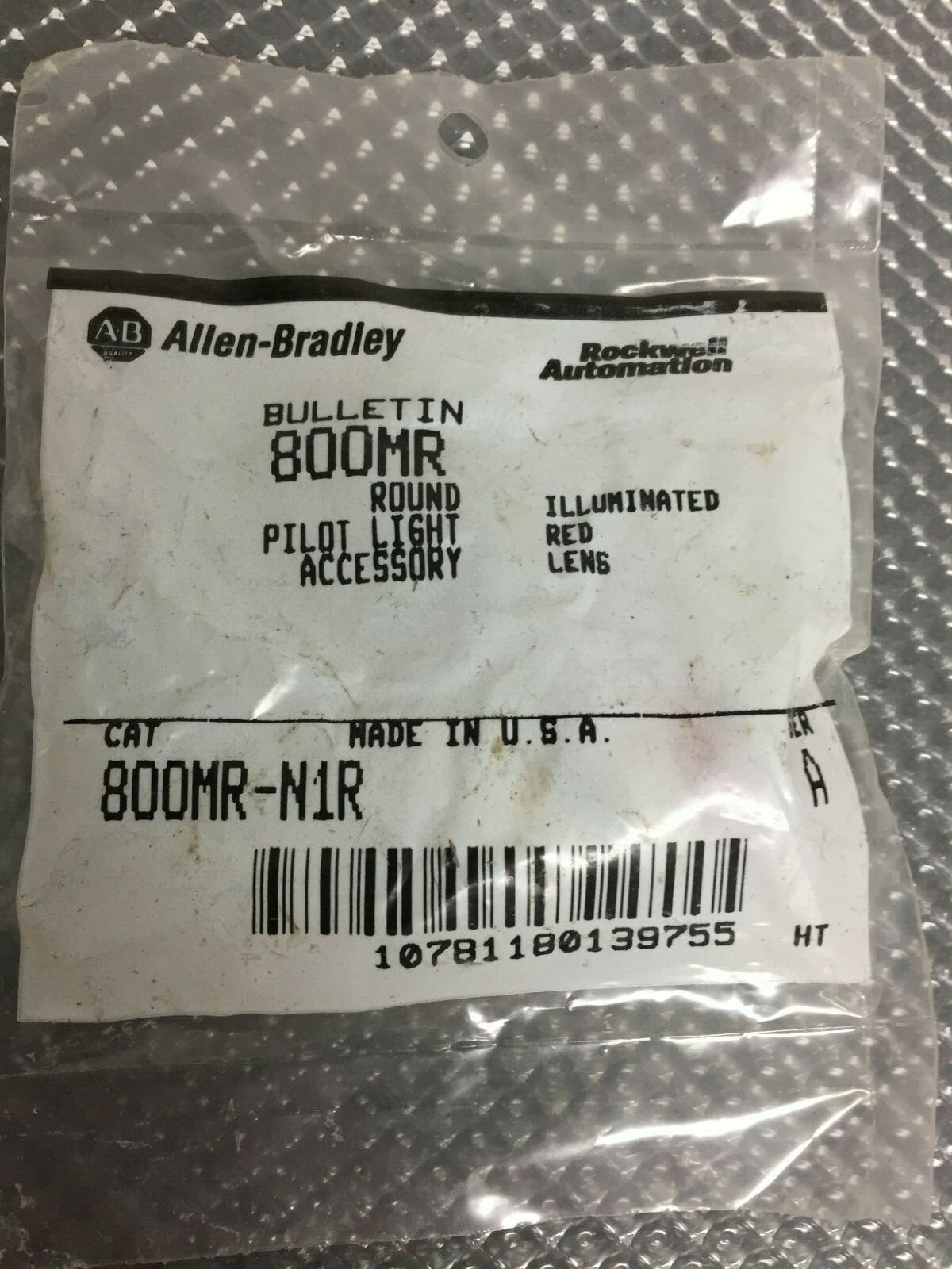 ALLEN BRADLEY 800 MR N1R ROUND PILOT LIGHT ILLUMINATED RED LENS