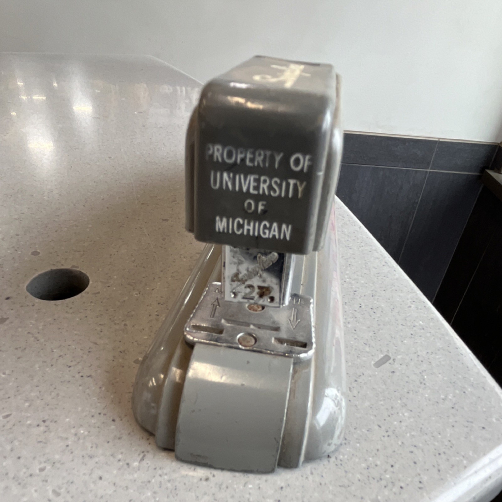 "Property ofUniversity of Michigan" Swingline 27... signed Lamar Woodley