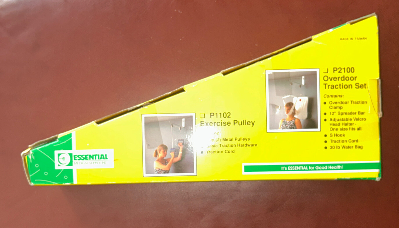 Essential Medical Supply " Over-Door Traction Clamp  " one size fits all - 20lb