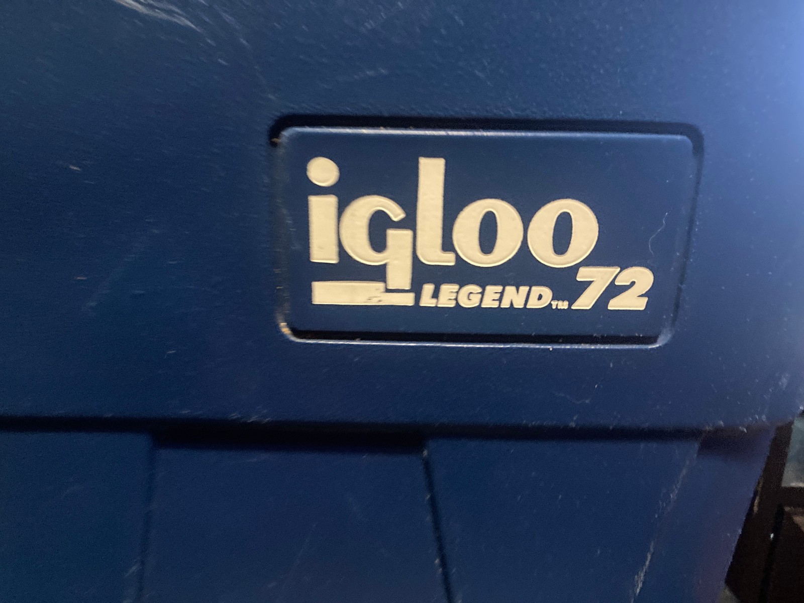 Vintage Igloo Legend 72 Quart Cooler White & Blue Nice Condition Epic Rare