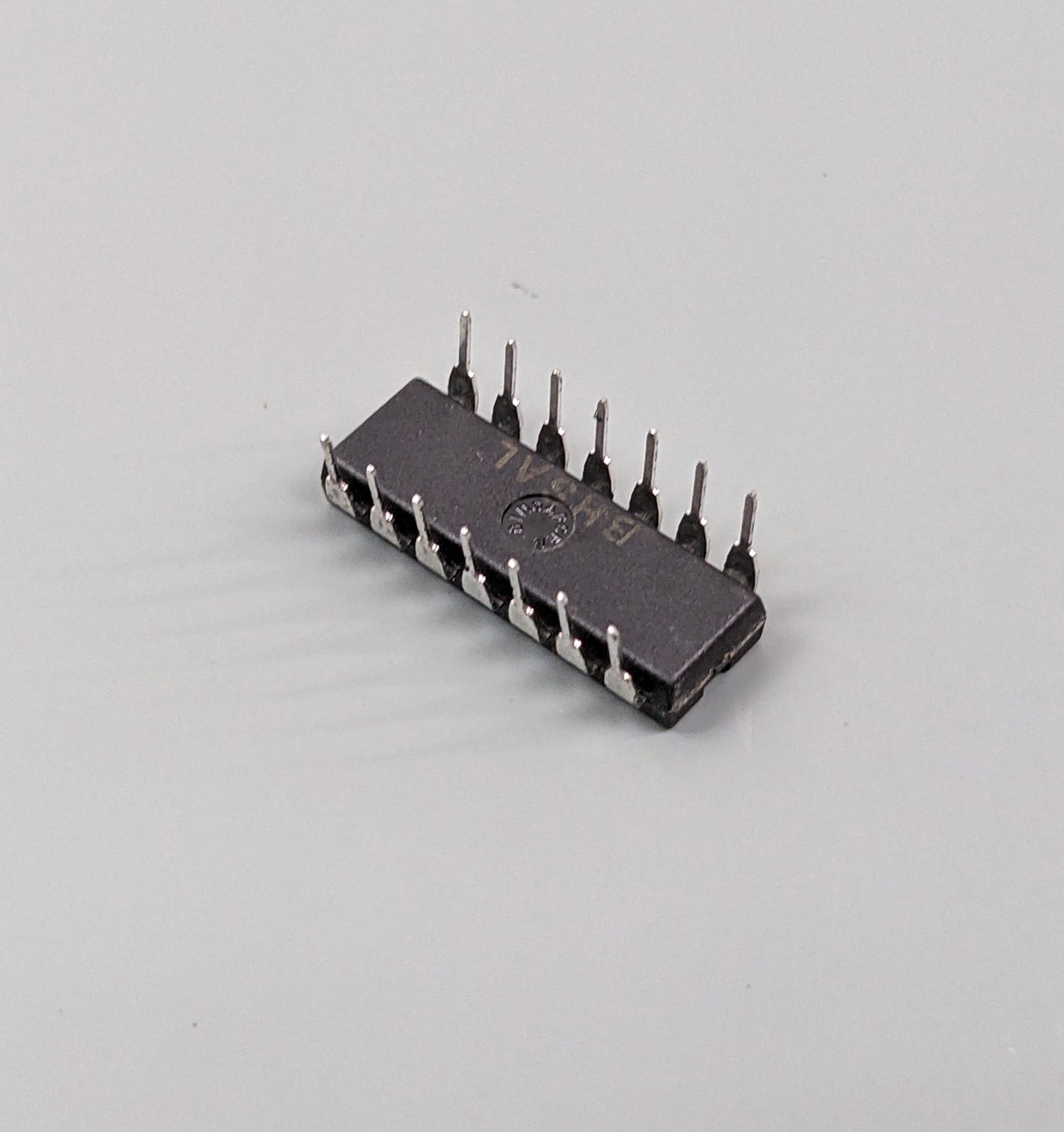 SSI SSI204CP Integrated DTMF Receiver IC, 5V, Binary Out