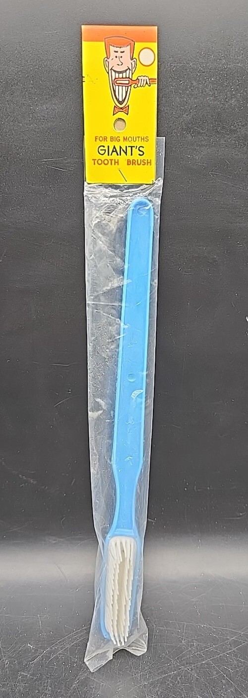 Jumbo Toothbrush for Big Mouths Vintage Gag Gift Or Collectors Item Blue 12"