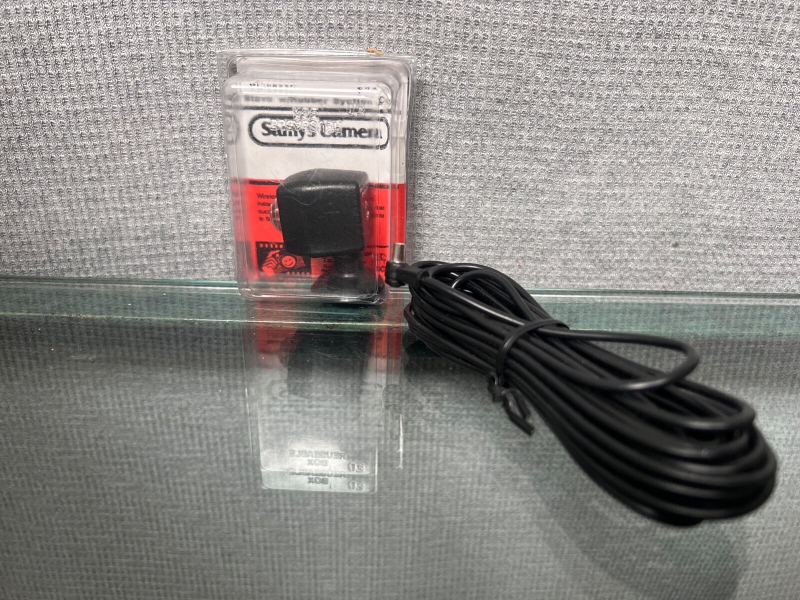 Remote Slave W/Suction Cup,  long PC Cord for Camera Flash in original box