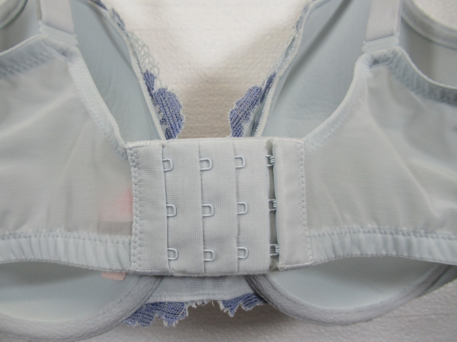 Body by Victoria's Secret Lined Perfect Coverage Bra 40DDD Blue Flower Lace UW