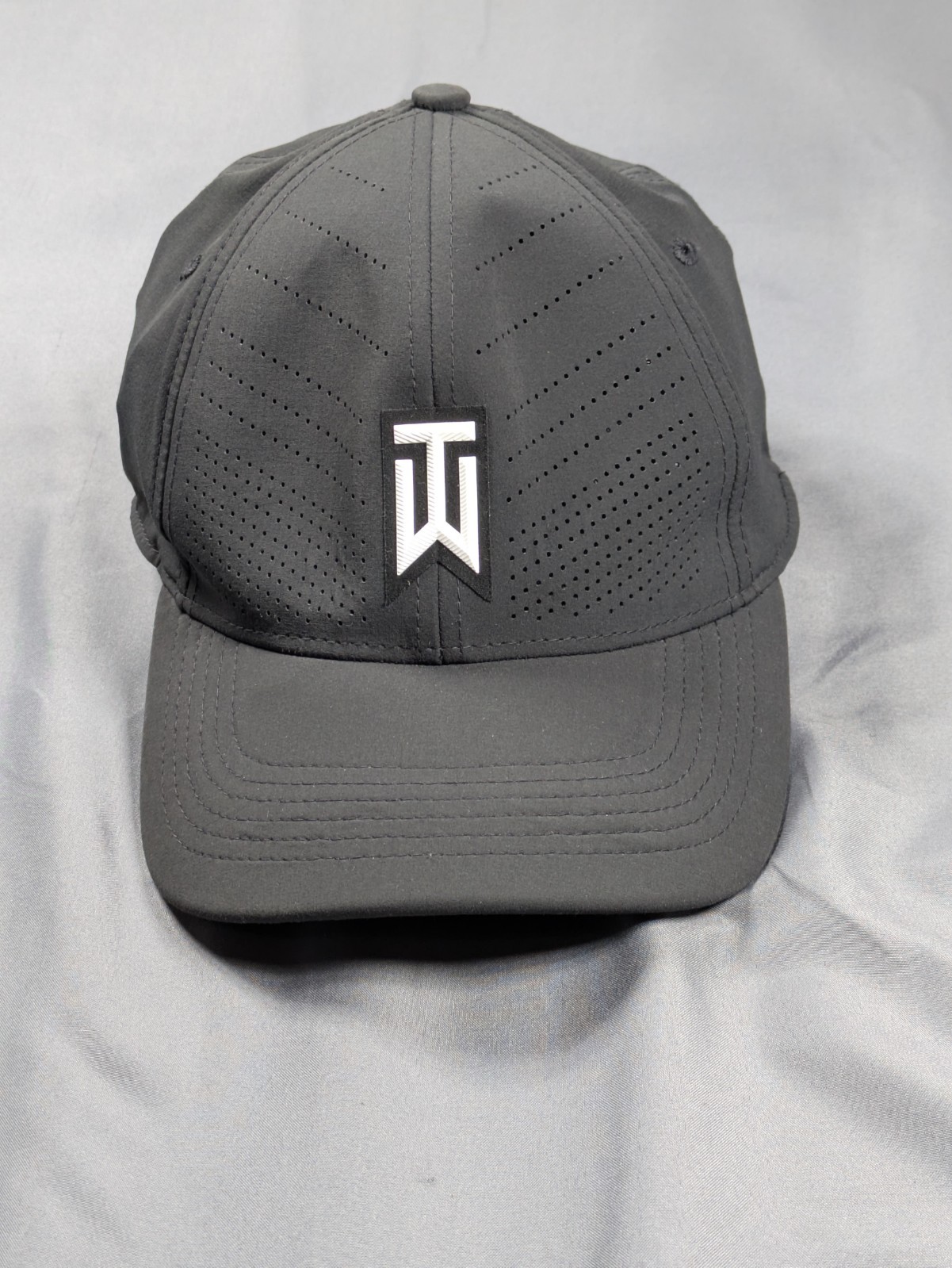 Vintage Tiger Woods Nike Hat Mens XL Black Golf Dri-Fit Heritage86 Breathable