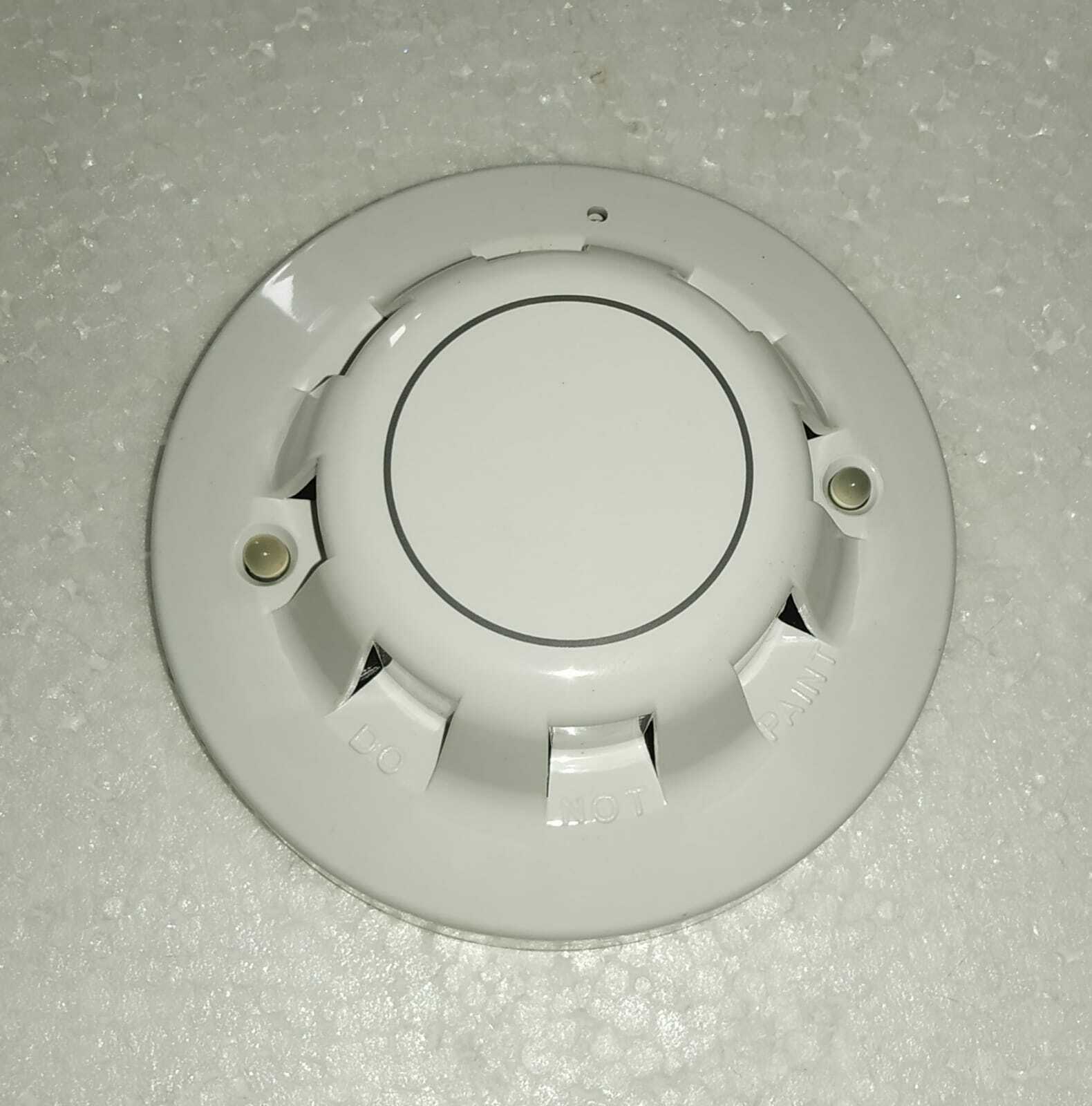 LOT OF 8 PC.  APOLLO DISCOVERY 58000-600 APO OPTICAL SMOKE DETECTOR