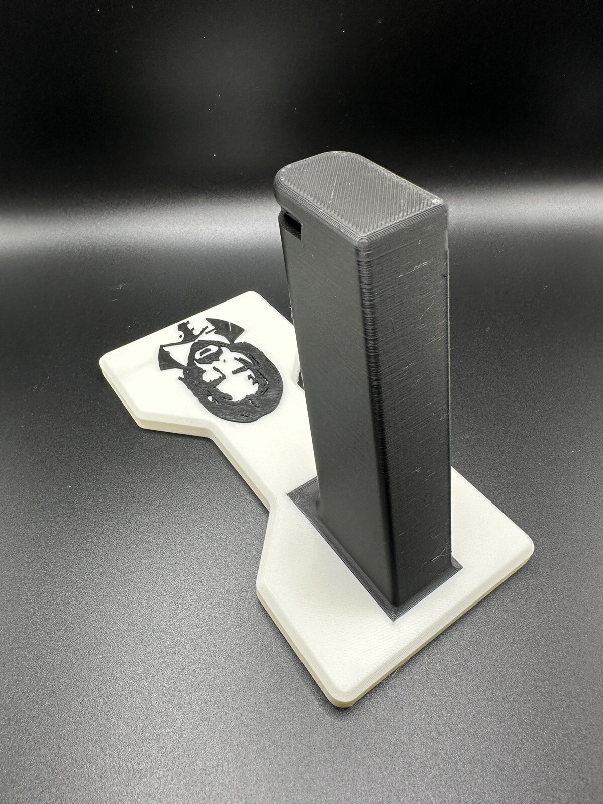 John Wick Double Stack 1911/2011 Pistol Display Stand