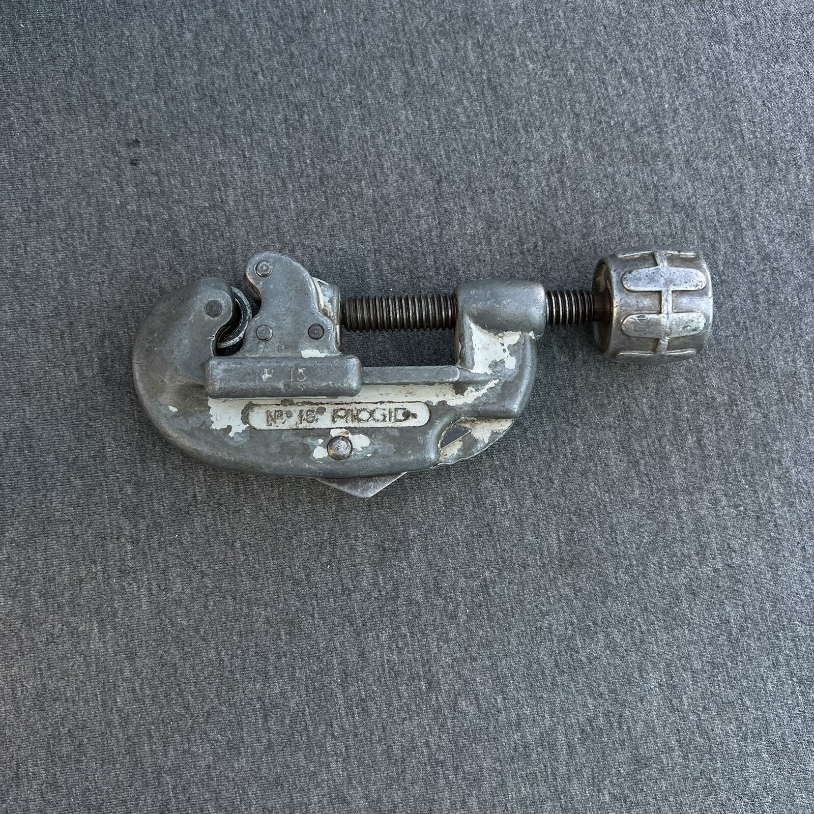 Vintage Ridgid No. 15 Tubing Cutter 3/16" to 1-1/8" "nice" “heavy” “metal”