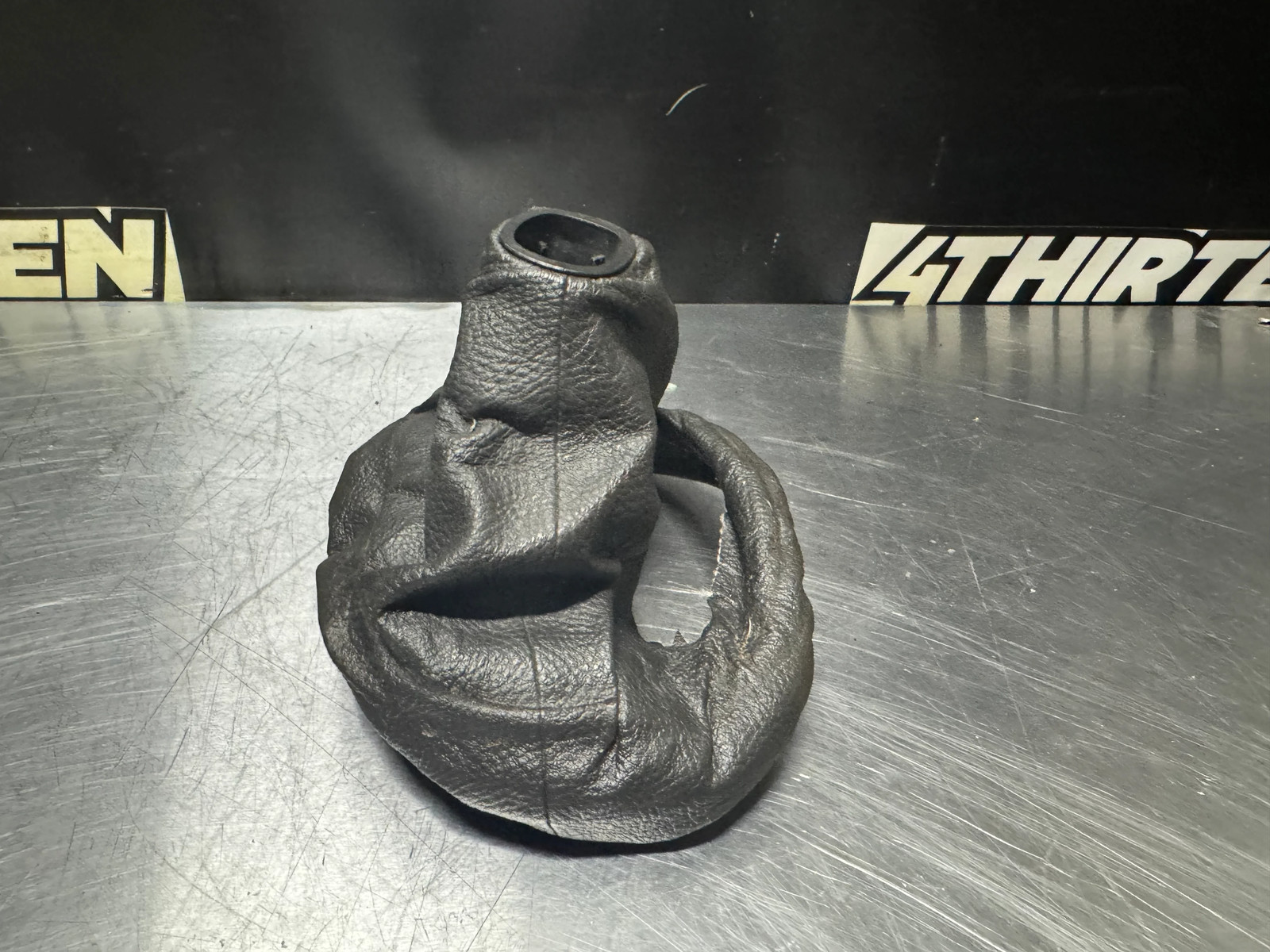 05-13 C6 CORVETTE SYNTHETIC LEATHER SHIFT BOOT AUTOMATIC OEM #N103