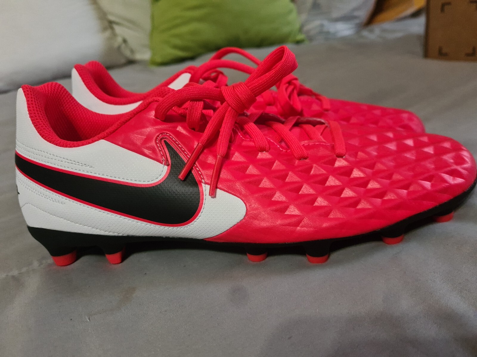 Mens Nike Legend 8 Club FG/MG Crimson Tiempo Soccer Cleats AT6107 606 Sz: 7