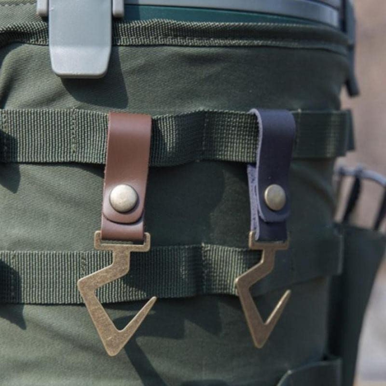 5 PCS PU Leather Hooks, Multifunctional Leather Hangers, S-Type，Black Bla