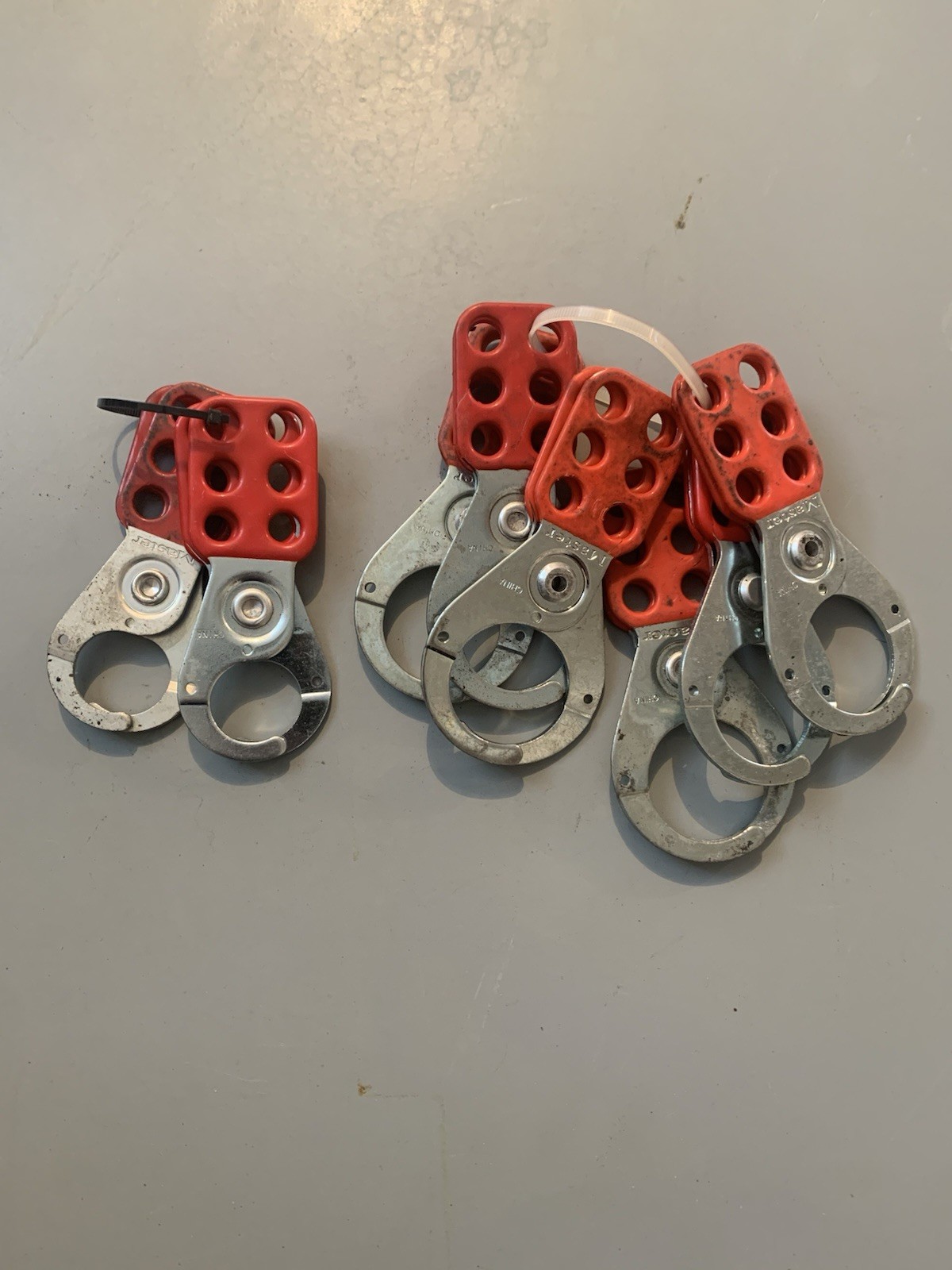 Master Lock Steel Lockout Hasp 420 – Safety Tagout Equipment Red LOT of 8