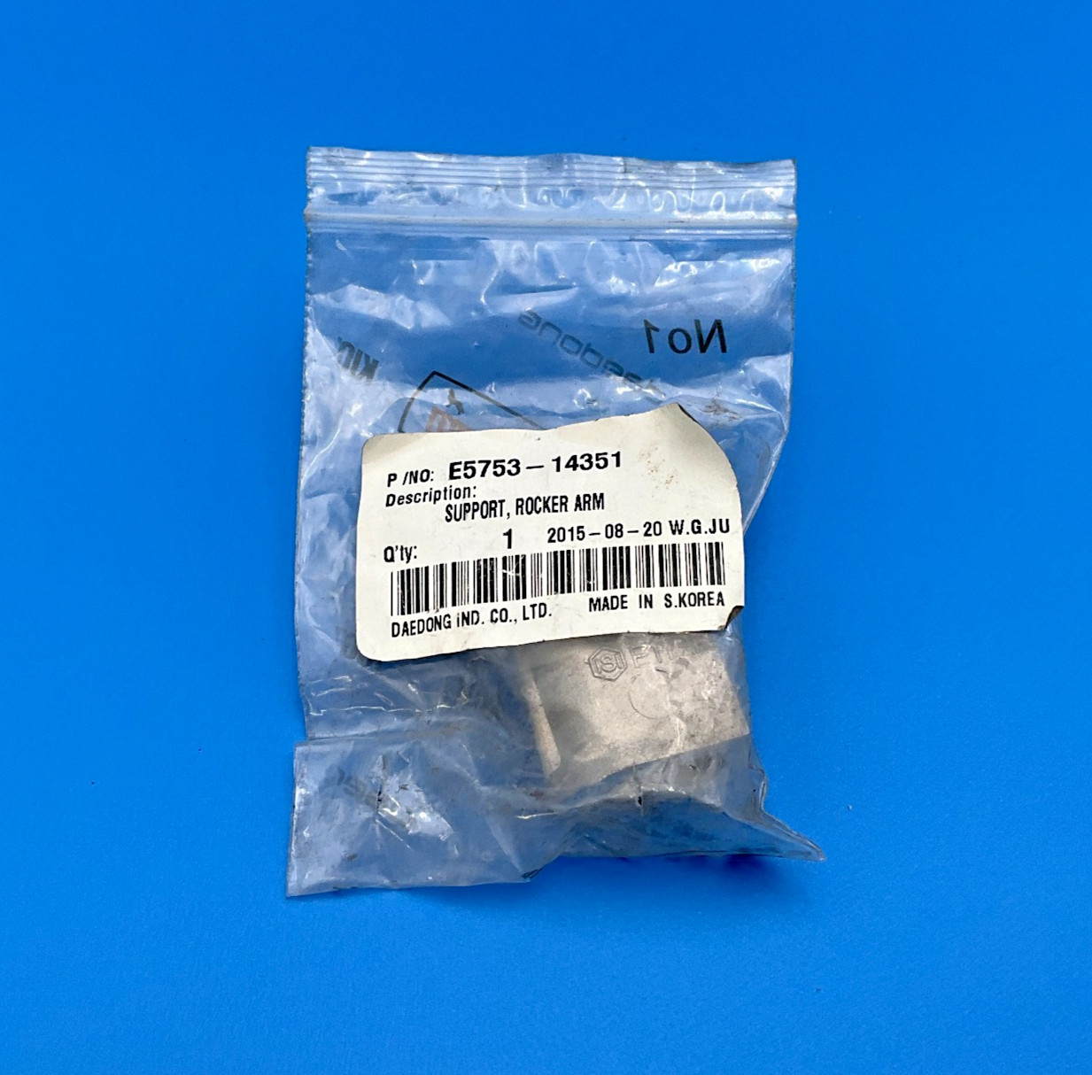 Daedong Kioti E5753-14351 Rocker Arm Support E575314351 New (TSC)