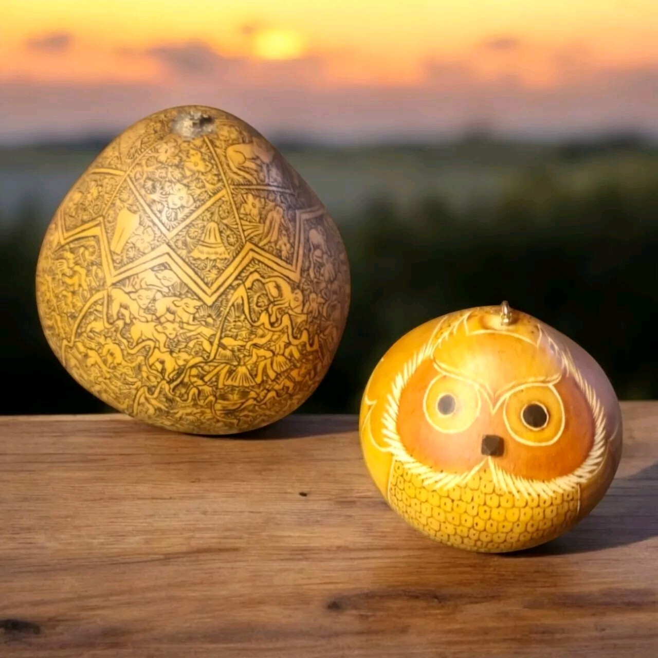 Vtg Carved Peruvian Story Gourd LuCuma Owl 2.75"x3"Village Animals 4x4" Ornanent
