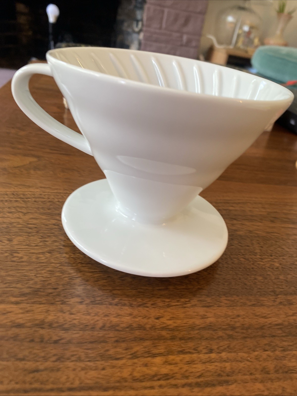 Japanese Ceramic Pour Over Coffee Dripper White Single Cup Brewer Cone