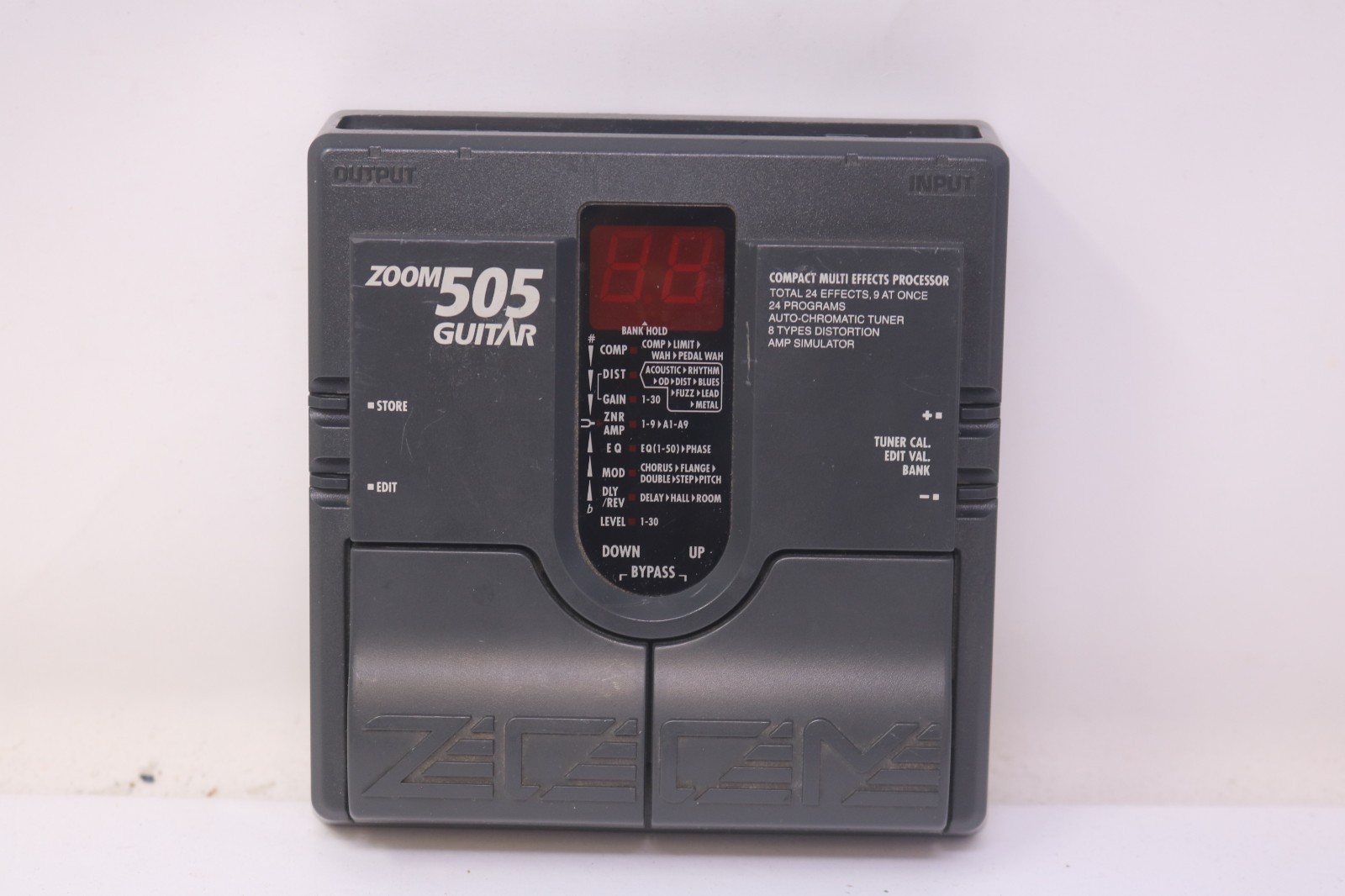 Zoom 505 Guitar Compact Multi Effects Processor Pedal Unit Only