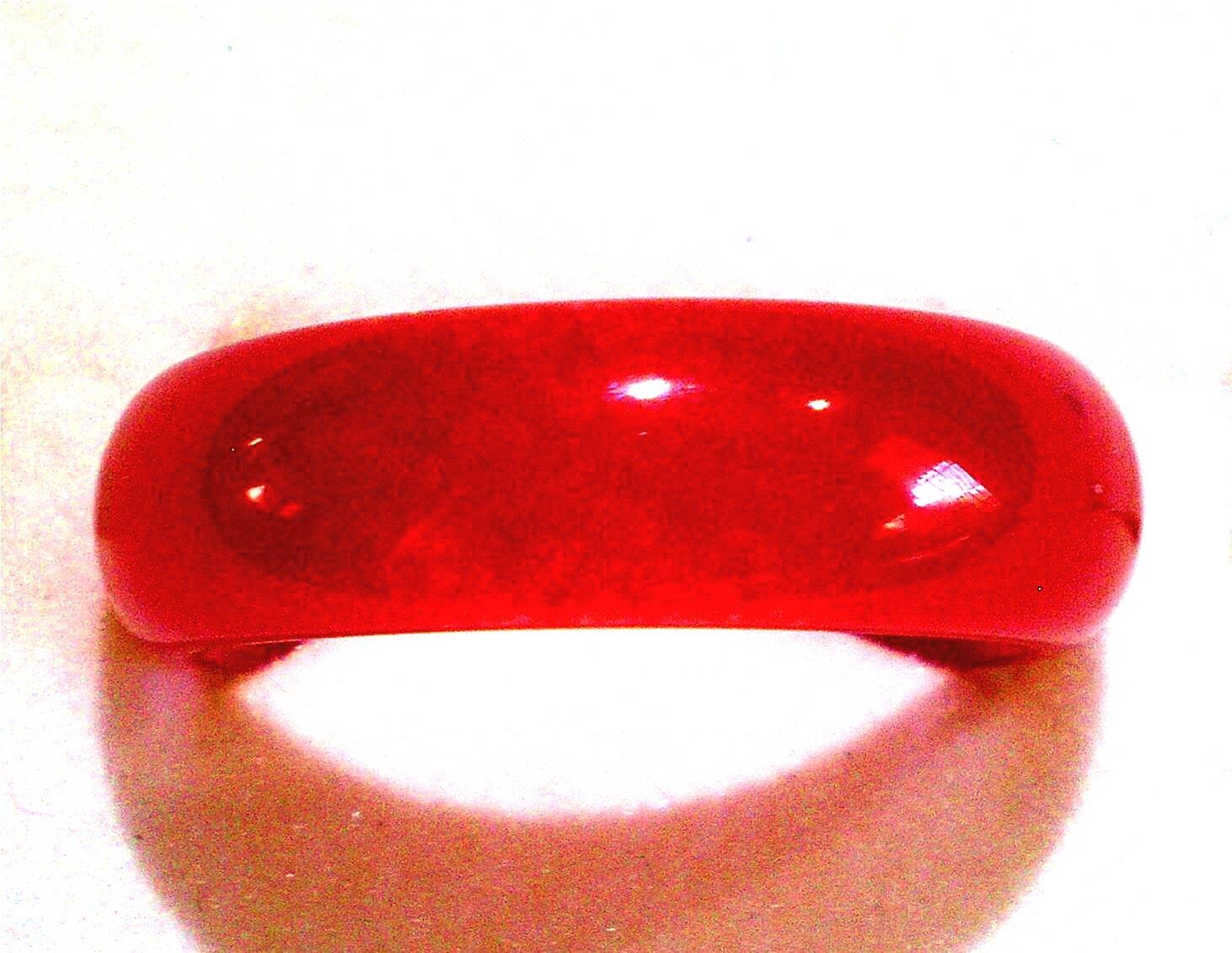 Beautiful Red Jade Band Ring 7mm Wide Size 9.5