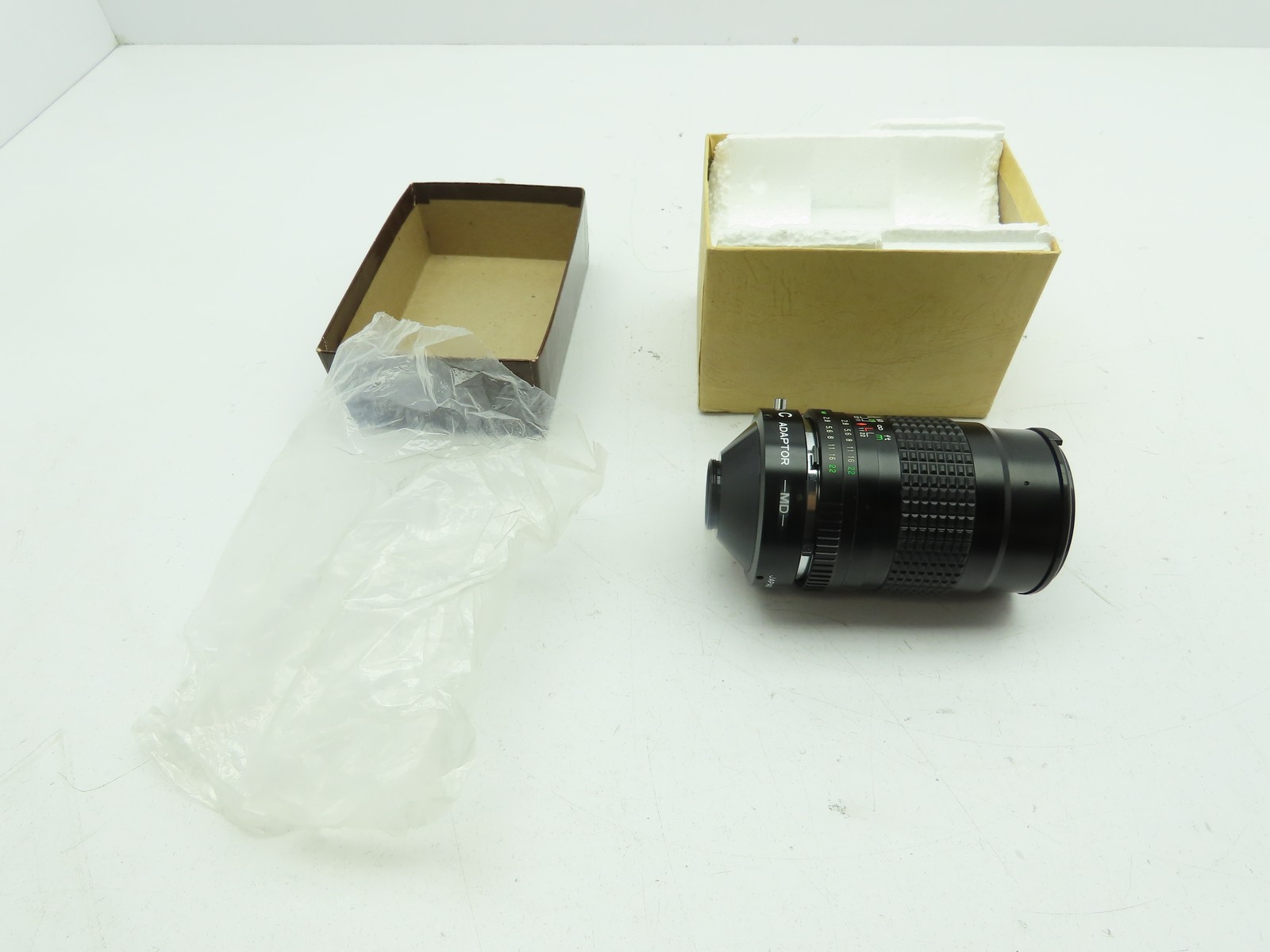 DO Industries D0-13528 Camera Zoom 135mm Lens Focal C Adaptor Japan