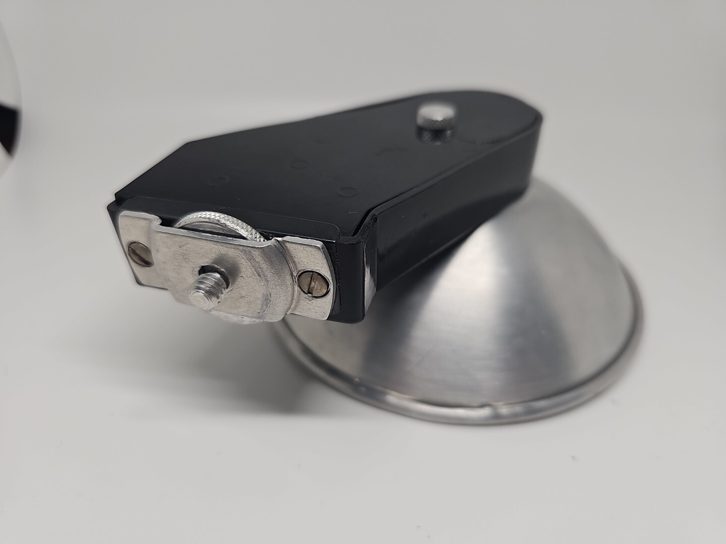 Vintage Camera Flasholder With Lamp / Bulb