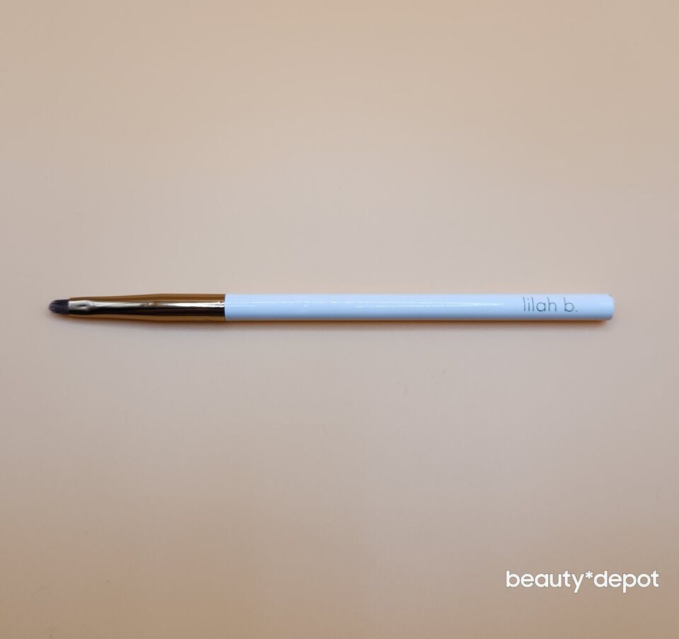 lilah b. Eye & Lip Liner Brush #5