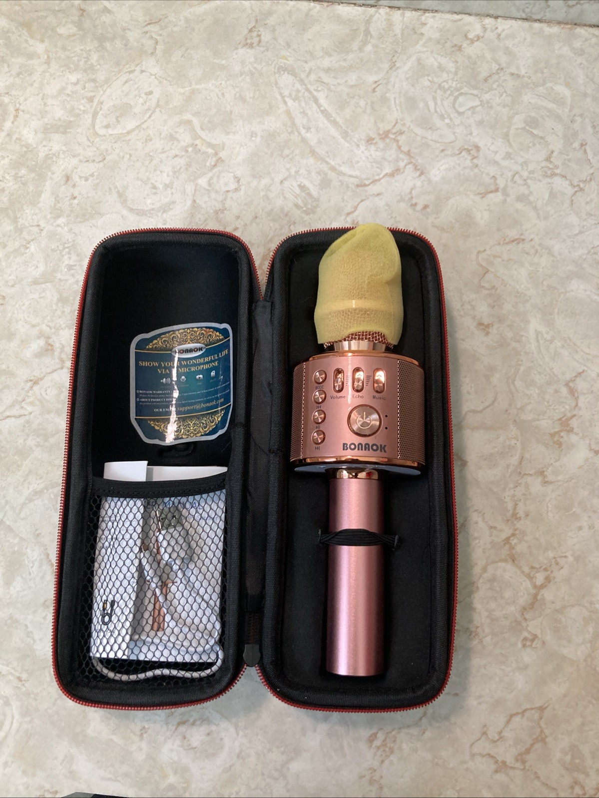 Bamako 3in1 Portable Handheld Wireless Bluetooth Karaoke Microphone/Speaker Case
