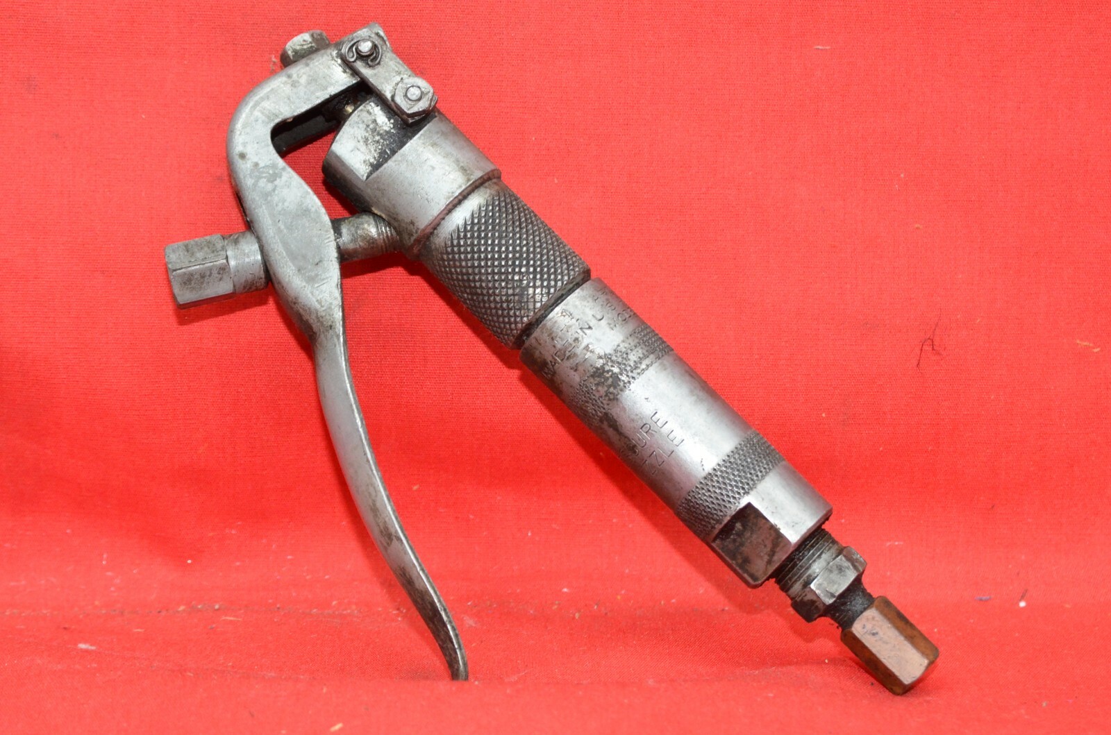 Vintage ARO Equipment Co High-Pressure Control Valve Grease Gun Model 636 USA