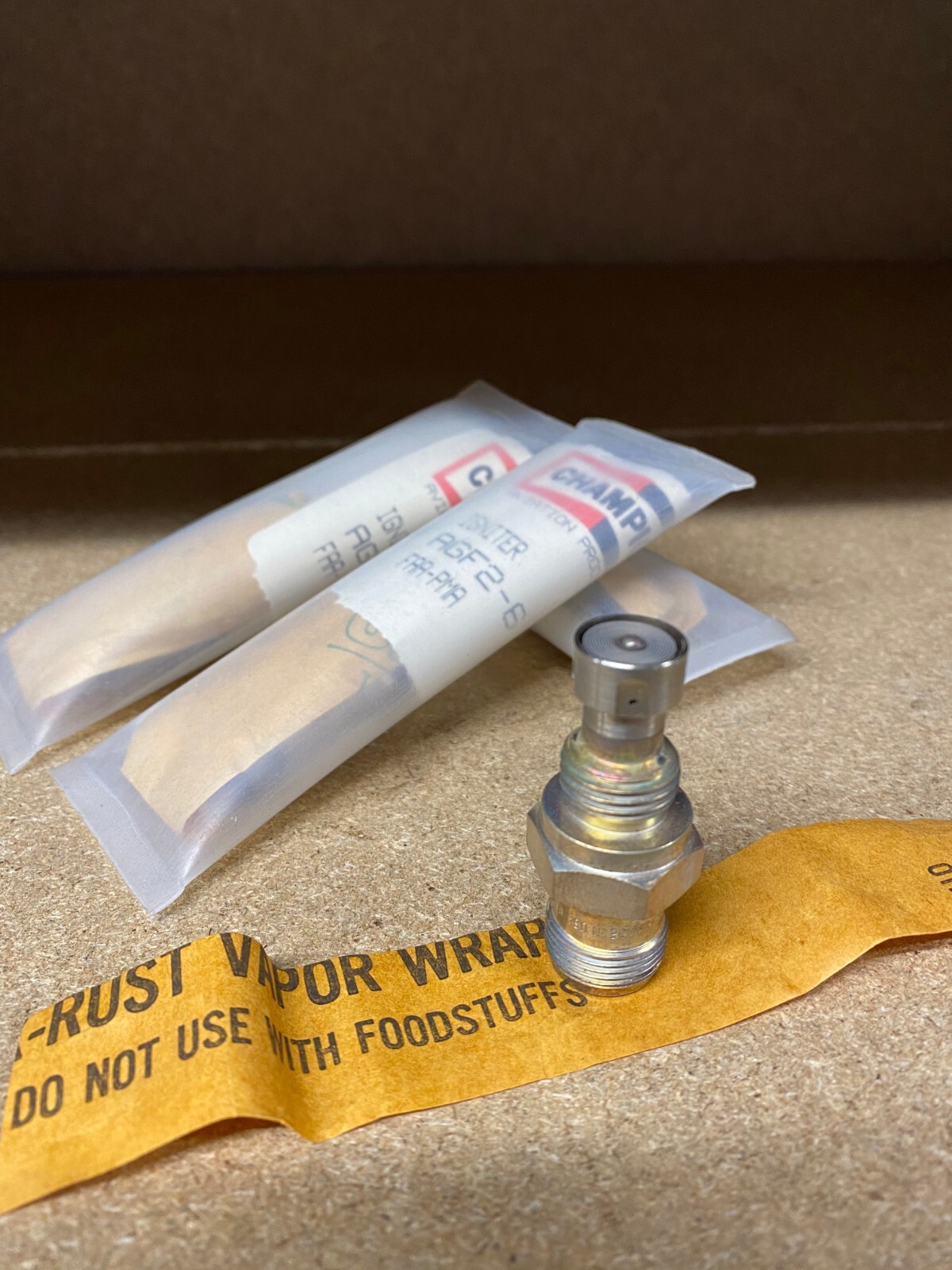 NEW CHAMPION AEROSPACE Igniter P/N AGF2-6 / PWC P/N 3014054.
