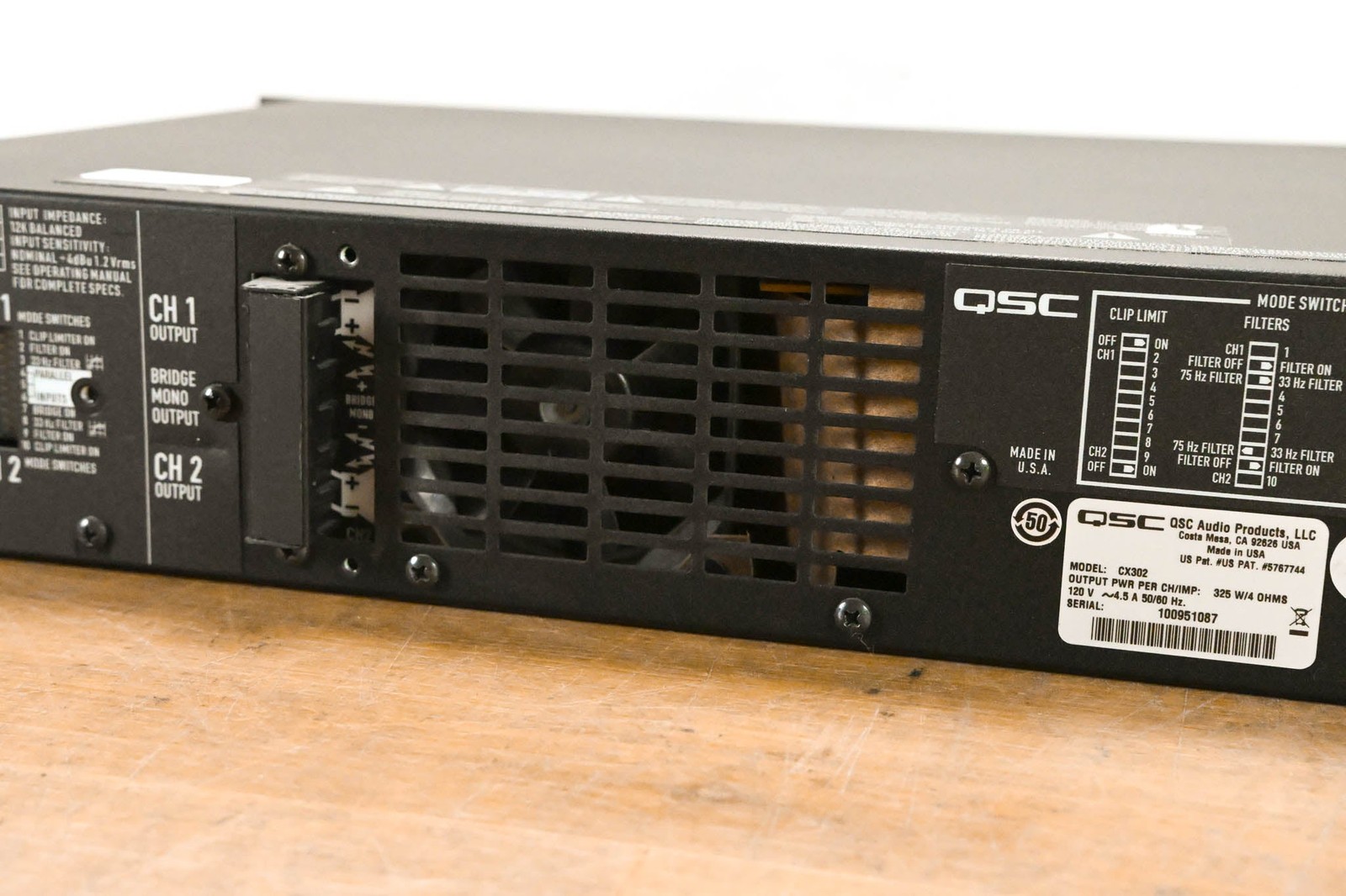 QSC CX302 2-Channel Power Amplifier CG0127F
