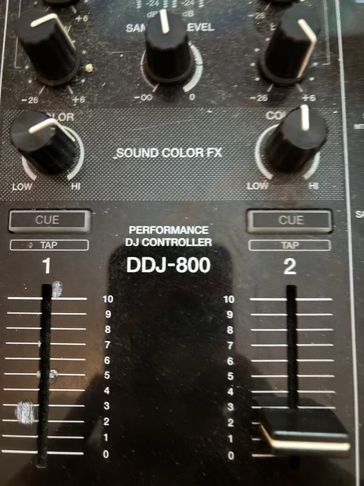 Pioneer DJ DDJ-800 2-Deck Rekordbox DJ Controller