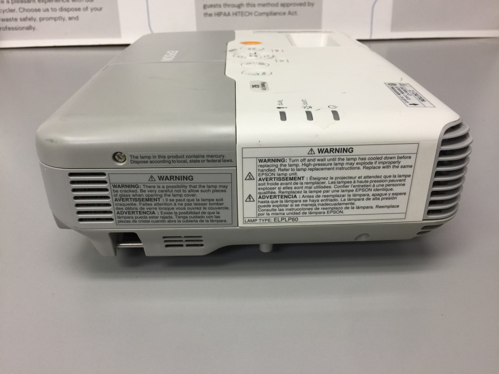 Epson PowerLite 92 LCD Projector model:H381A !!! TESTED!!!#624 LAMP HOURS LEFT !