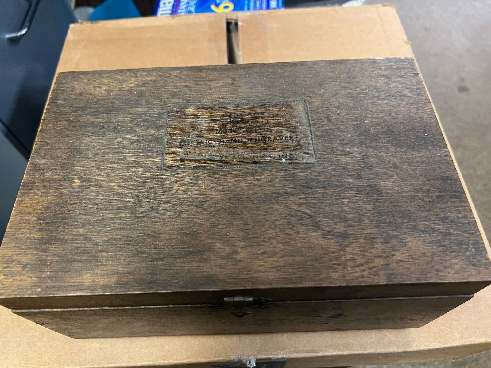 Checkmate Avionics E-2 Hand Engraver