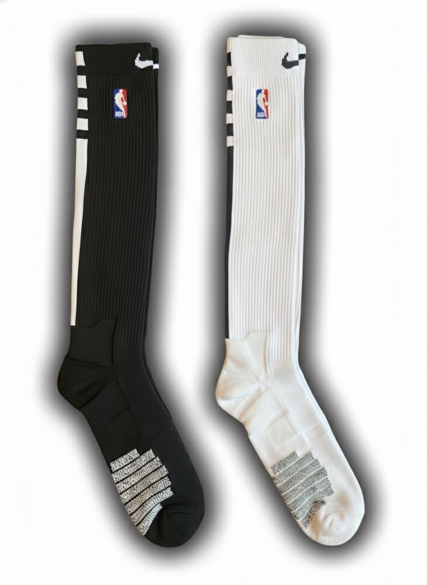 Nike NBA Authentics  -  Knee Highs/Scrunchies Size L & XL