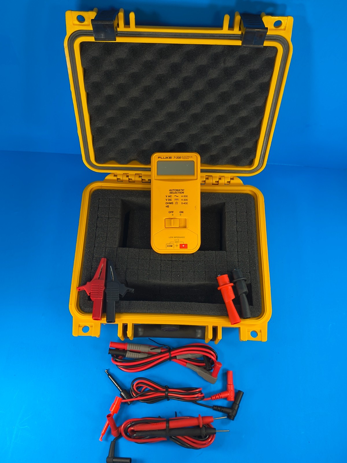 Fluke 7-300 Electrical Tester Multimeter Meter !